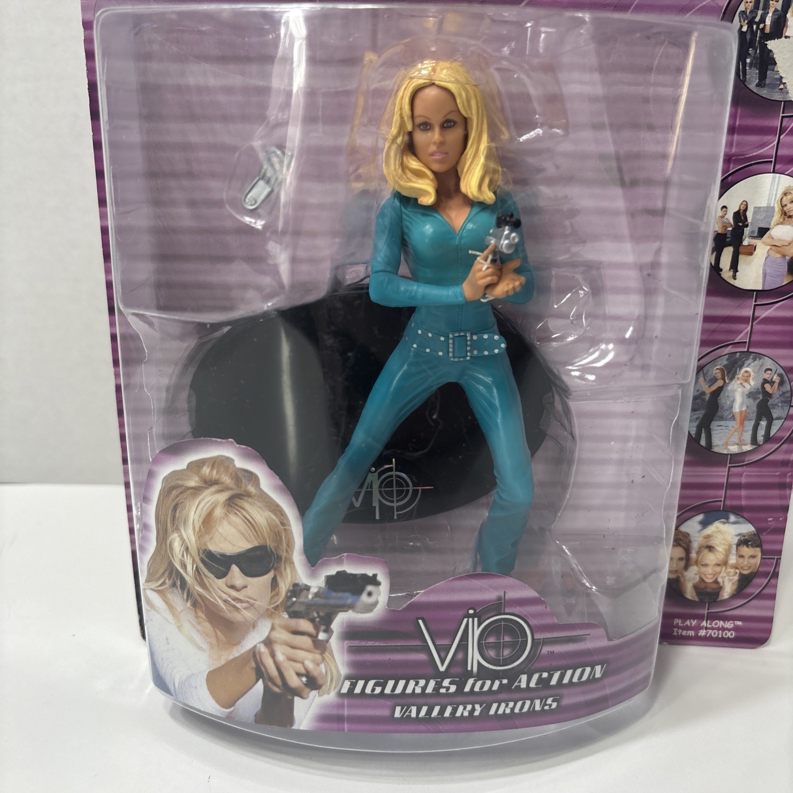 2000 PLAY ALONG–VIP TV SHOW–PAMELA ANDERSON AS VALLERY IRONS FIGURE (NEW)