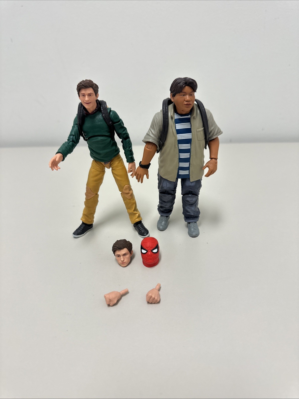 Authentic Hasbro Marvel Legends Spider-Man Homecoming Peter Parker and Ned Leeds
