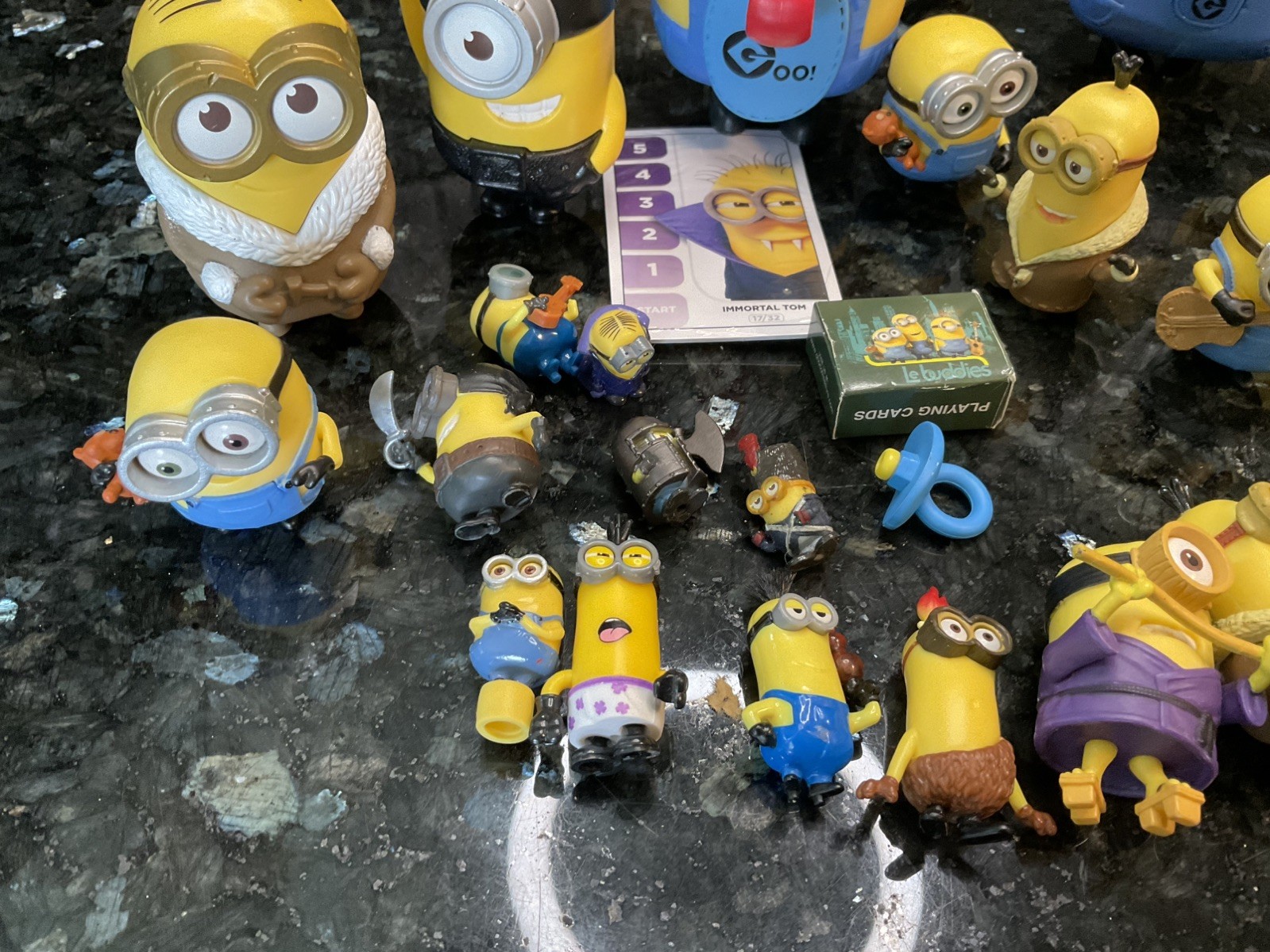Minions Figures Despicable Me Toy Lot Thinkway Toys 33 Minions!