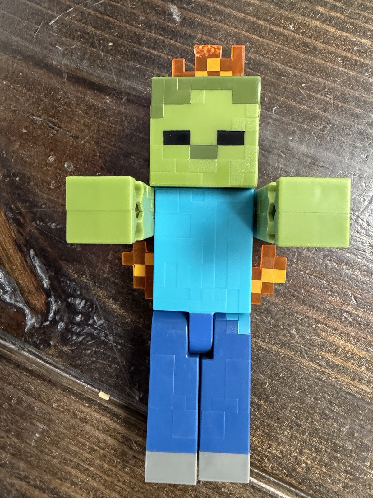 Minecraft 5″ Zombies In Flames Survival Mode Action Figure