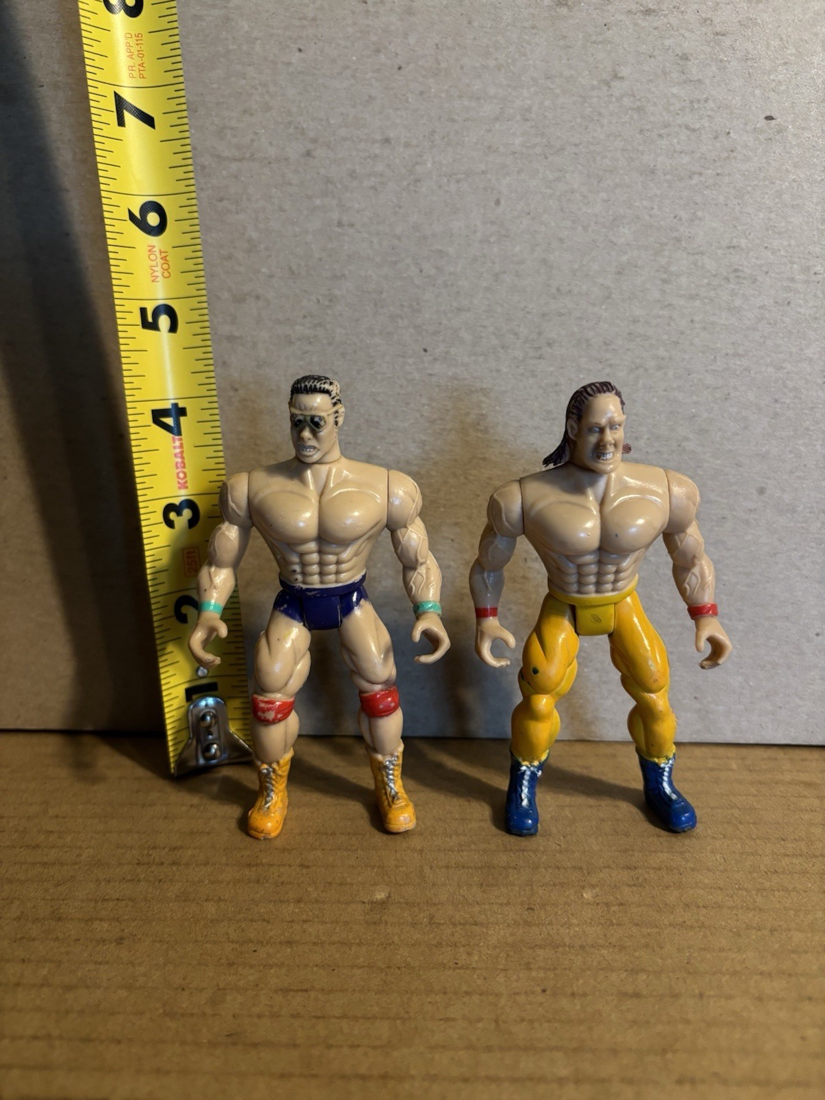 2002 Agglo WRESTLING WORLD knock off THE ROCK Dwayne Johnson Plus Generic Wrestl