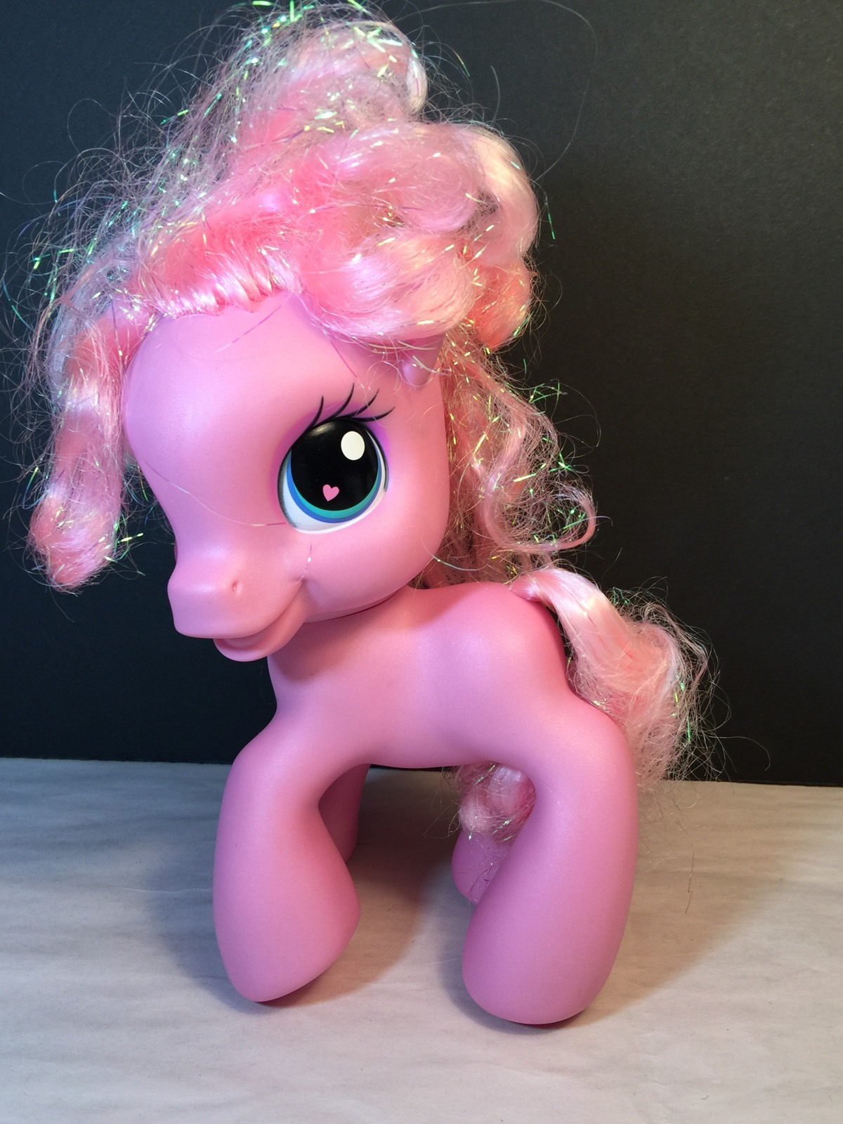 Hasbro 2008 My Little Pony Pinkie Pie Gift Collectible