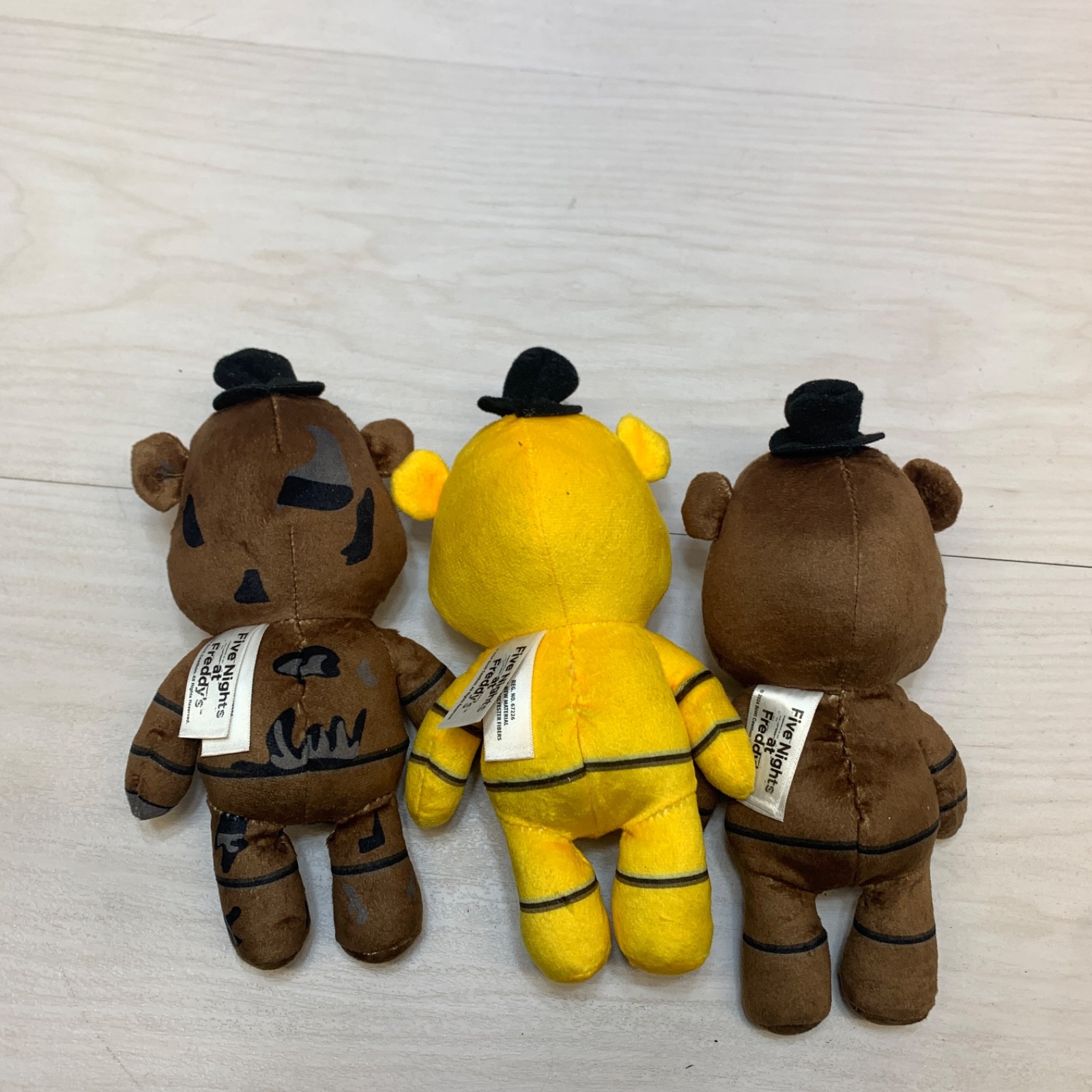 Lot x 3 Five Nights At Freddy’s 10 years 8″inch Nightmare Freddy Plush