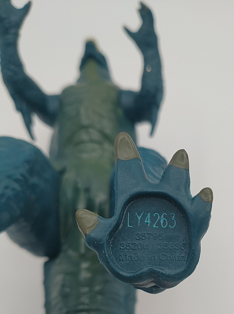 Godzilla: King Of The Monsters Blue TV Movie Collectible Action Figure