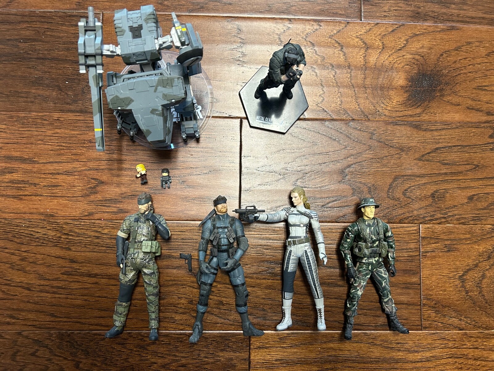 Metal Gear Rex MegaHouse D-SPEC Medicom Naked McFarlane ReSaurus Green Beret