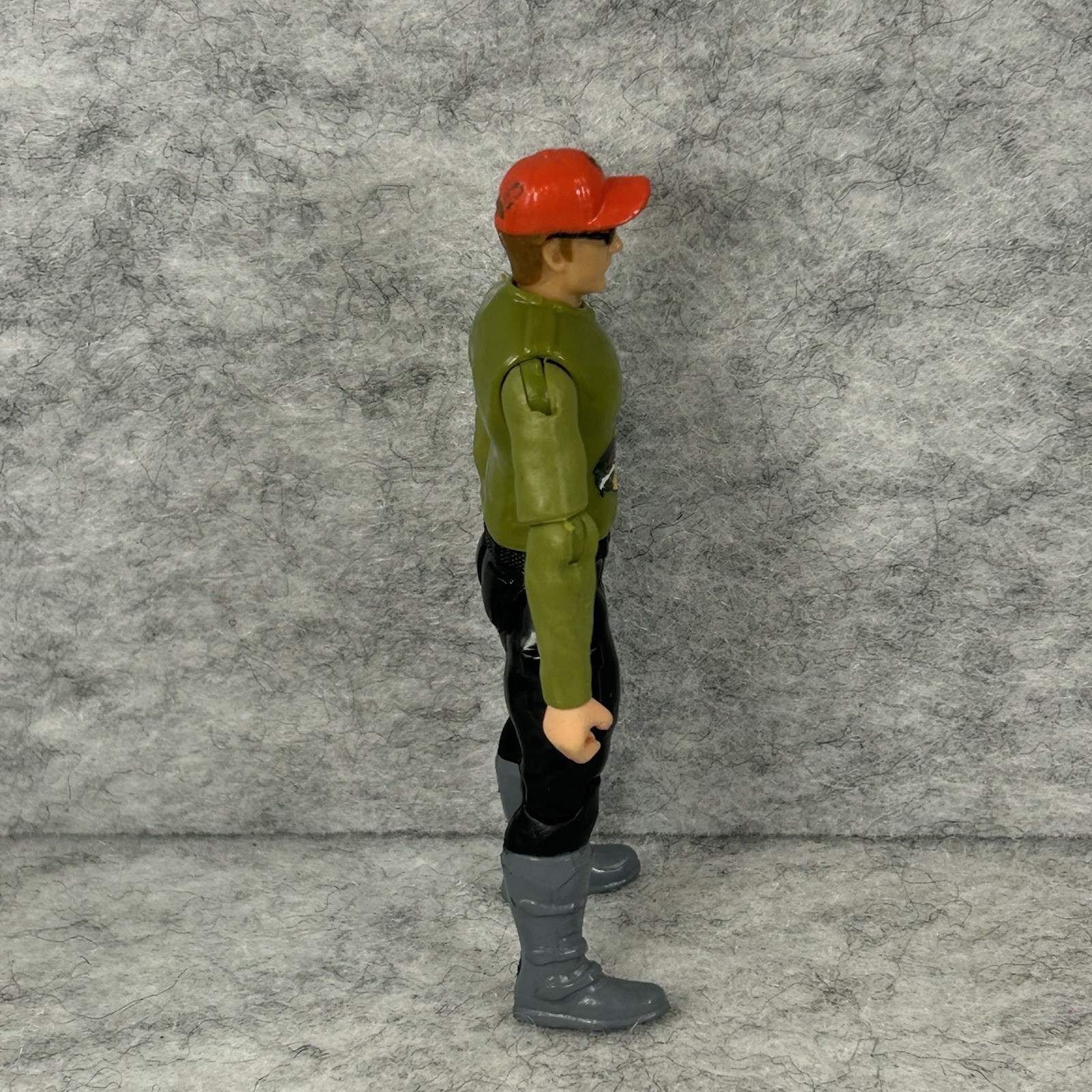 Bass Pro Shops Fisherman Action Figure 4” Pose-able – Green shirt, Orange hat