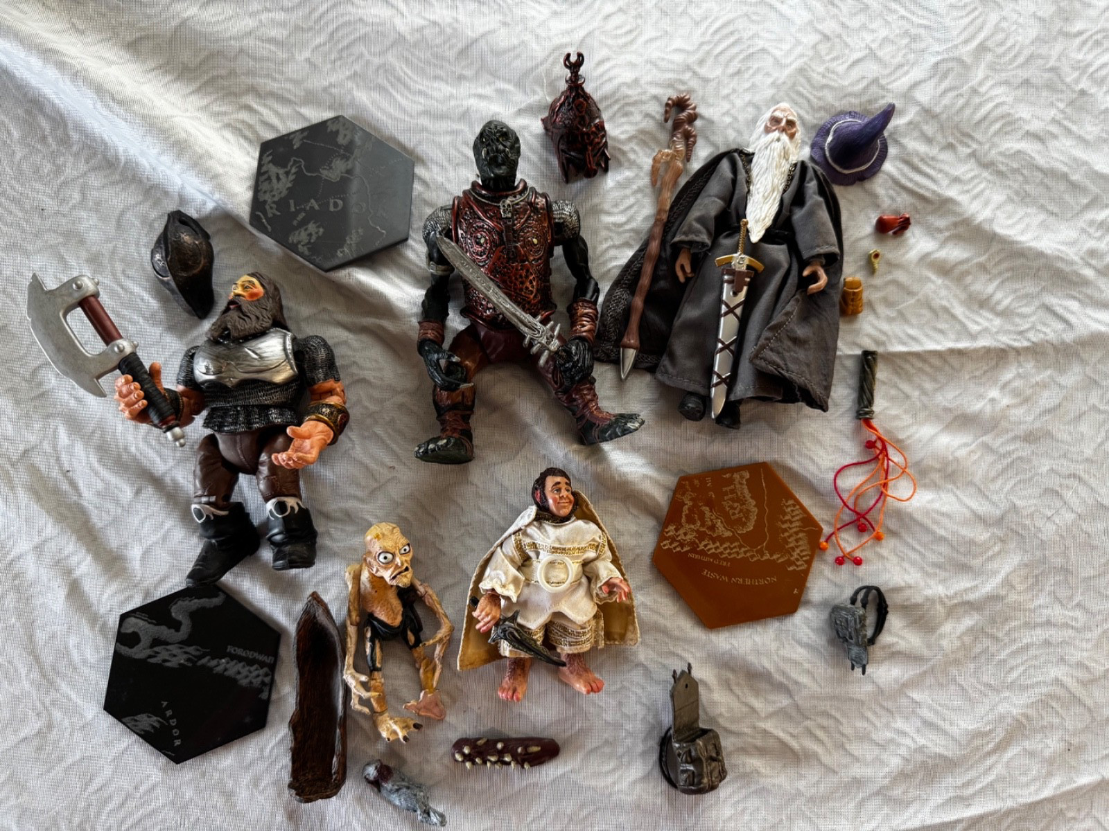 Toy Vault LOTR Figures with Accessories: Pre-owned and Loose