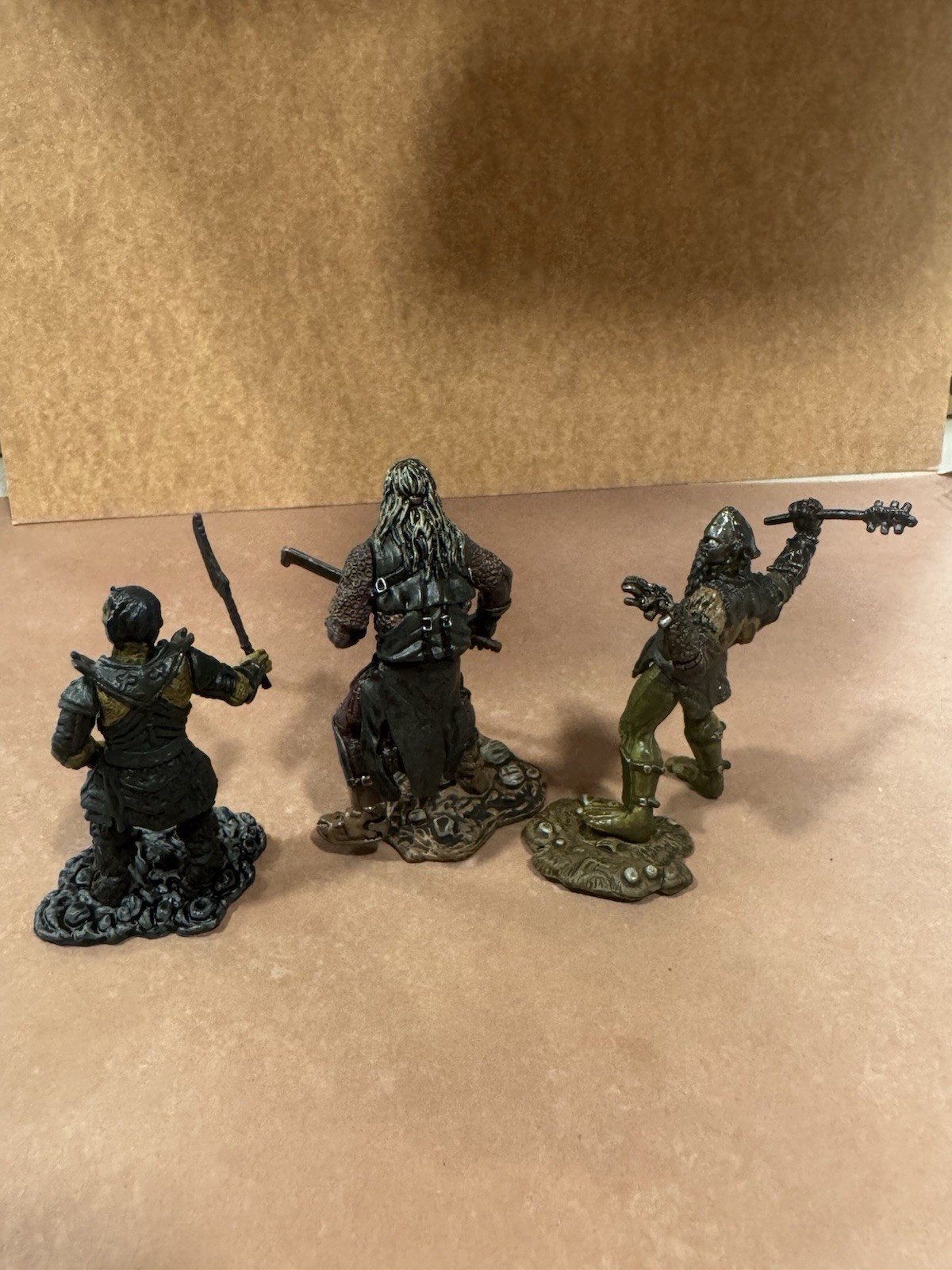 Lord Of The Rings Action Figures And Play Set. Lot 6 Of 6 Sets
