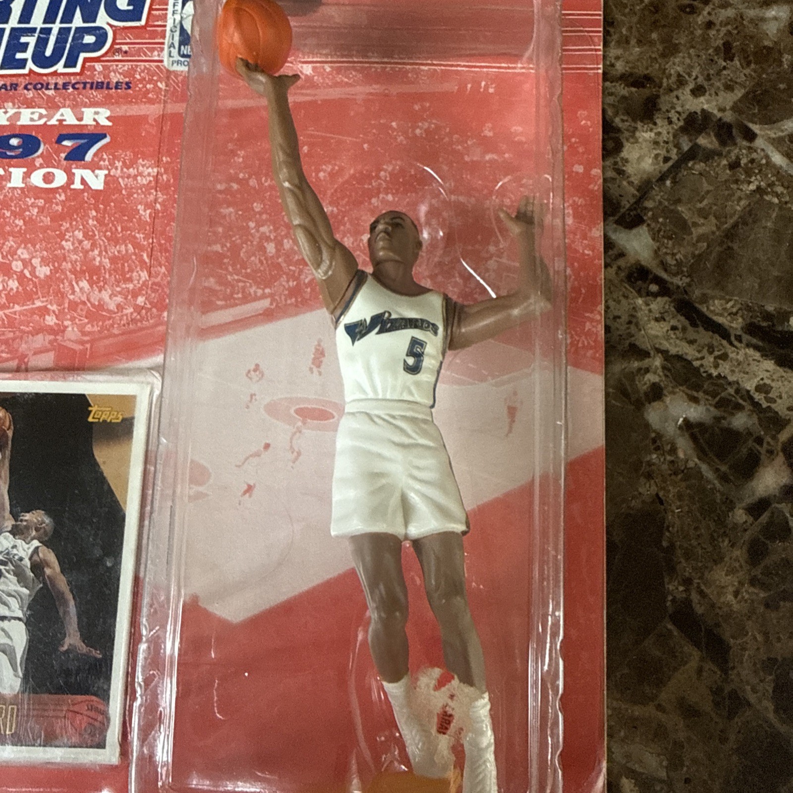 NBA Basketball Juwan Howard (1997) Starting Lineup Kenner Figure