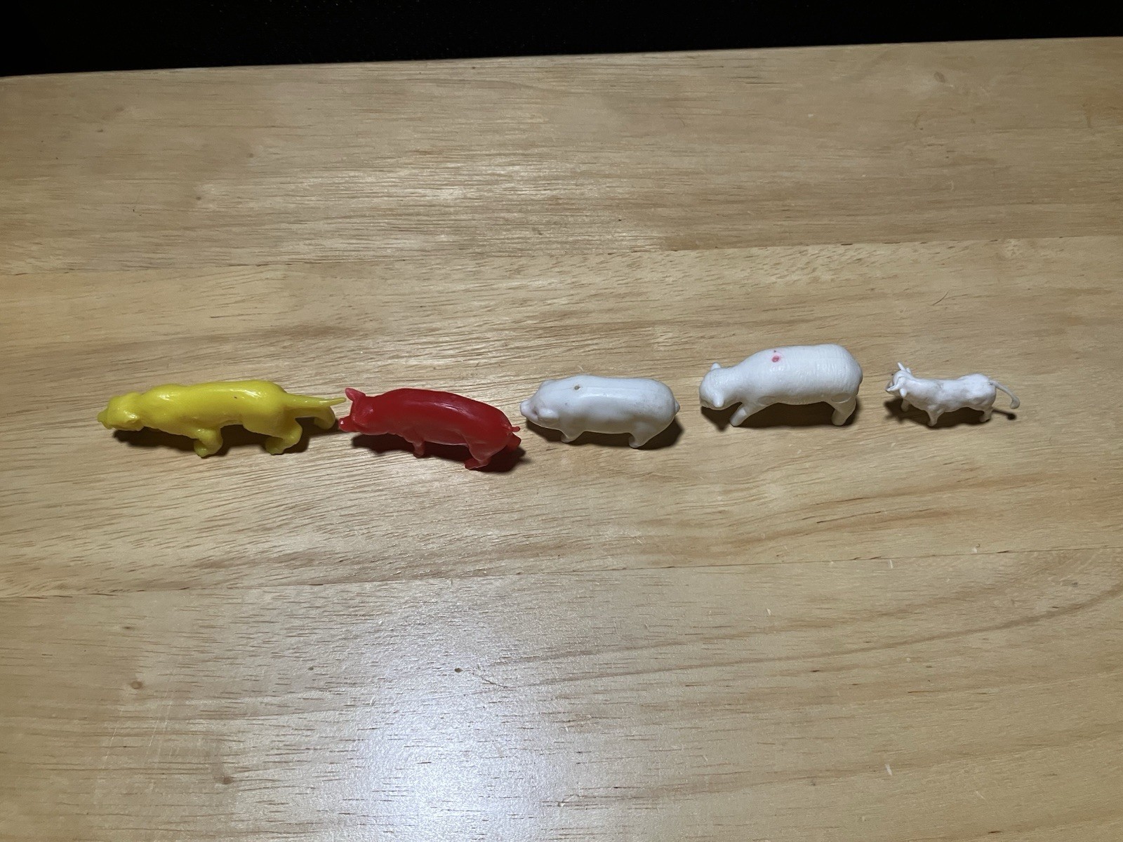 Unbranded Plastic Animals Lot Of 5 Vintage Varies Sizes