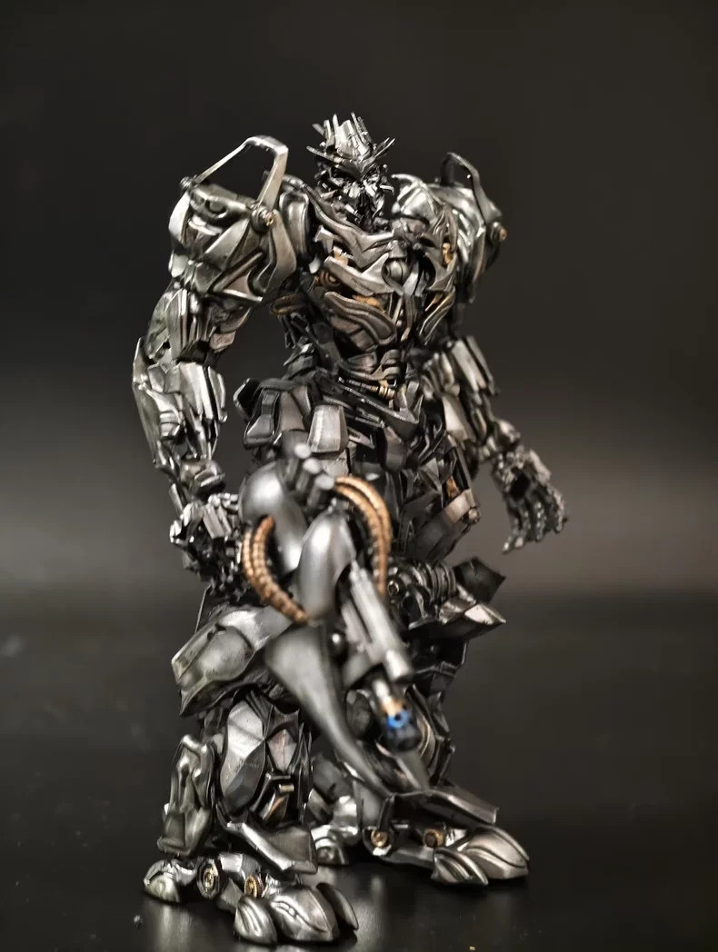 Decepticon Trooper Grunt DMK Scale 16cm Resin Model