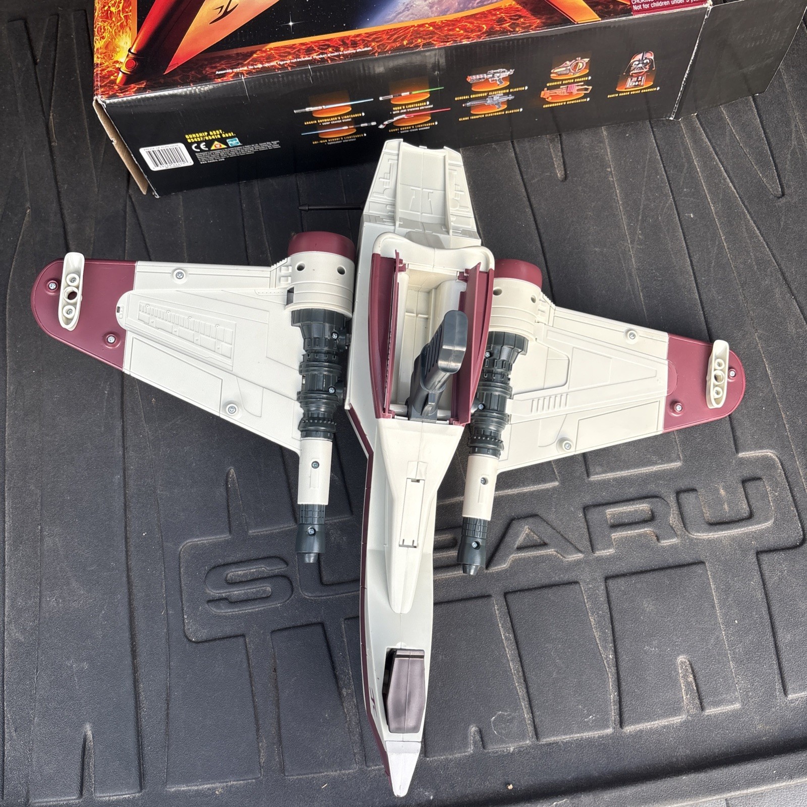 Hasbro Star Wars Revenge of The Sith ARC-170 Fighter Jet Open Box Missing Parts