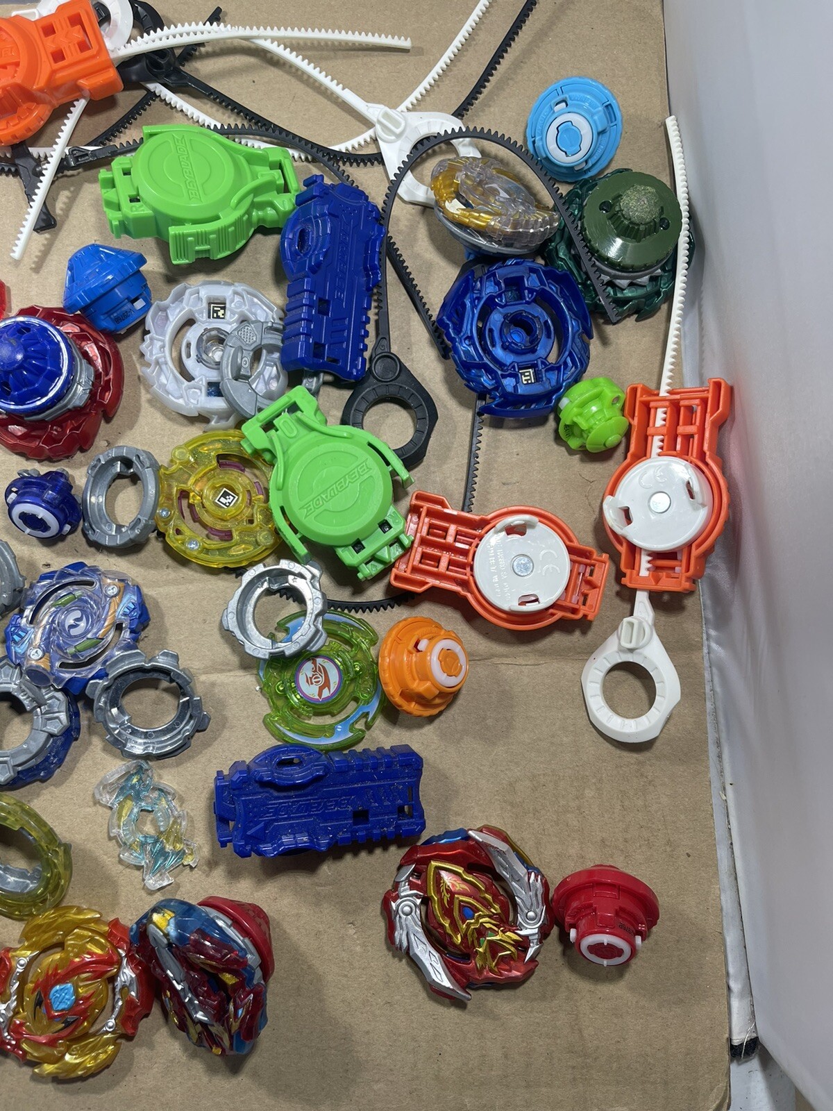 Tomy BeyBlade Bay Blade Parts Lot & Arenas