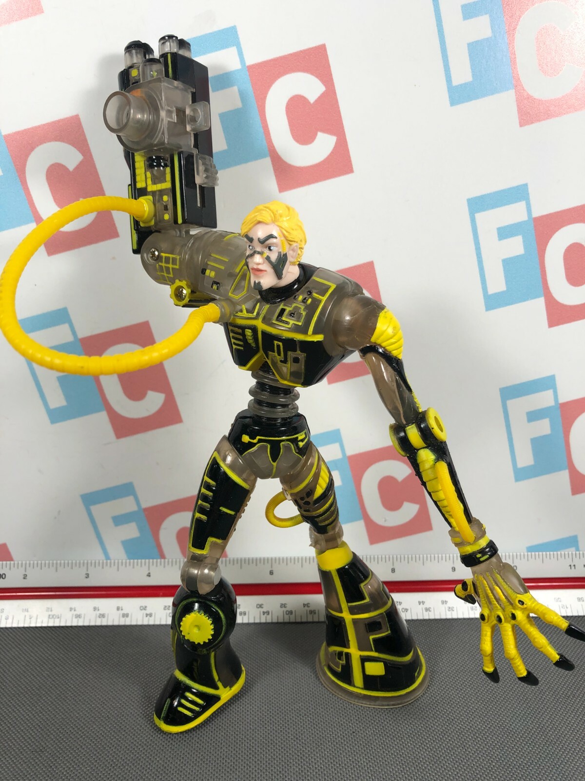 Marvel Toy Biz 1999 X-Men the New Mutants Series Warlock Figure