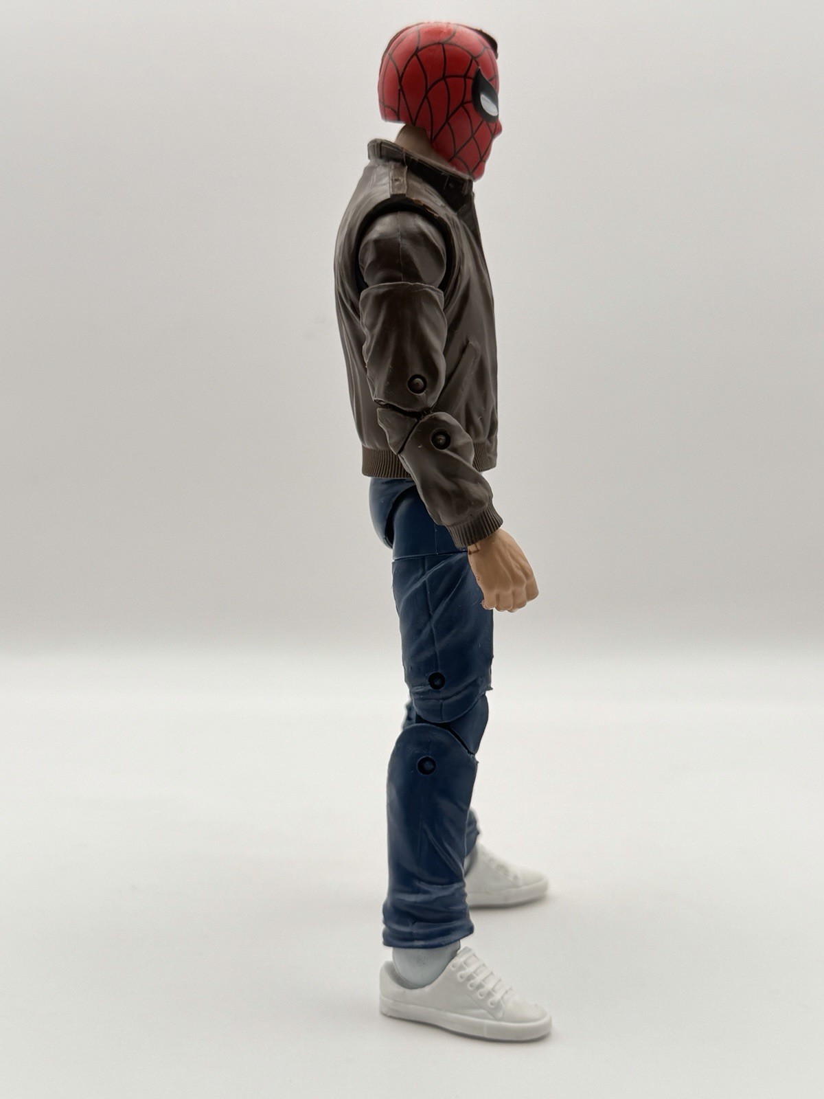 Marvel Legends PETER PARKER Retro Collection 6″ Action Figure