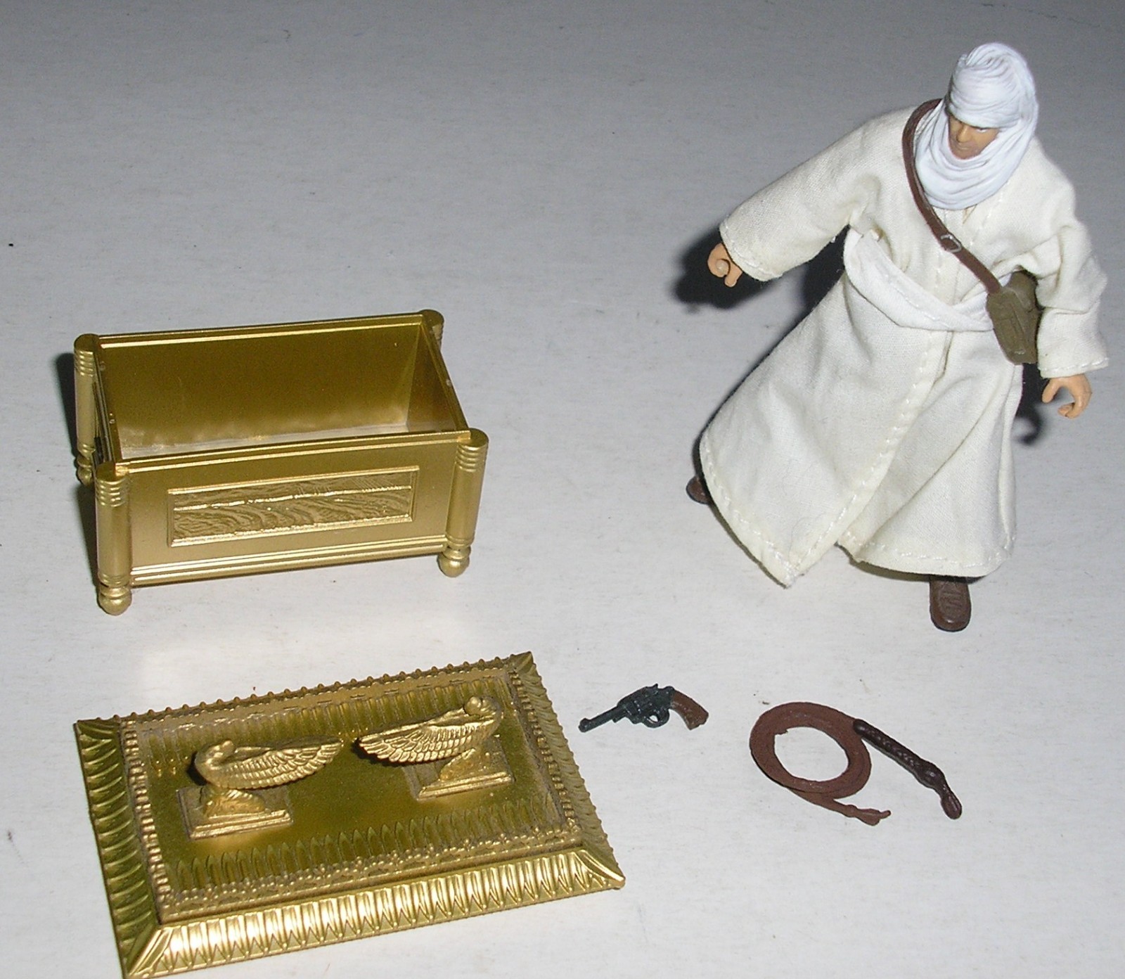 2008 Hasbro Indiana Jones Raiders of the Lost Ark – Map Room Set Figure + Ark
