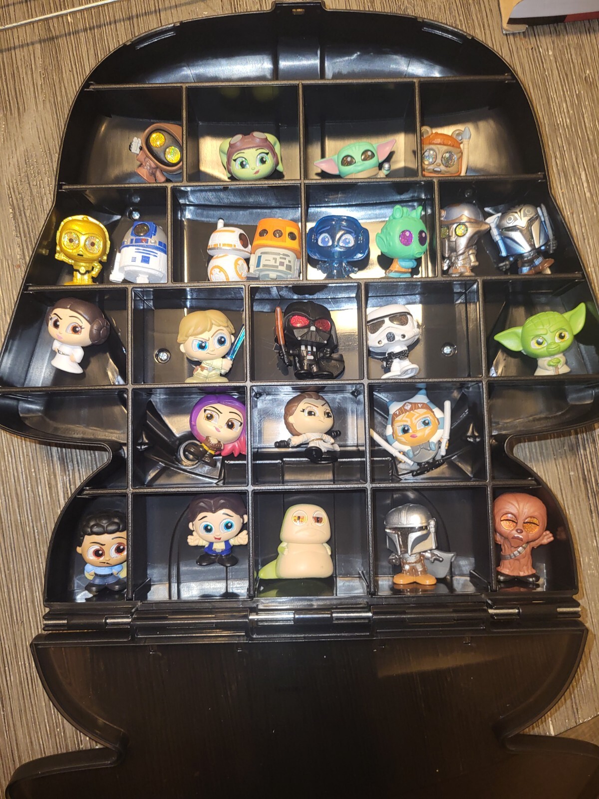 Disney Doorables Star Wars BB-8, Darth Vader, Hologram Leia, Chewbacca and More.
