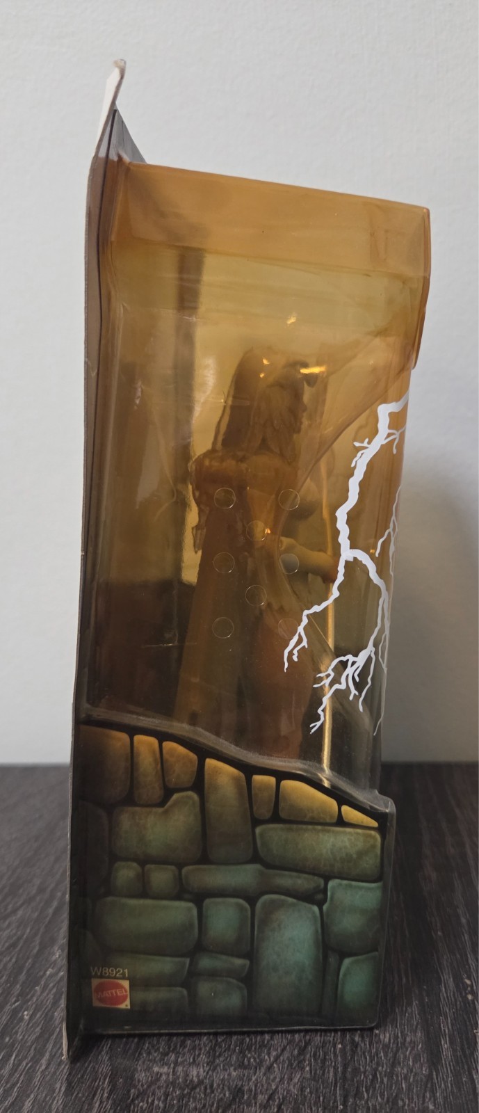 MOTU 2011 Temple of Darkness Sorceress Masters of the Universe W8921 – light dmg