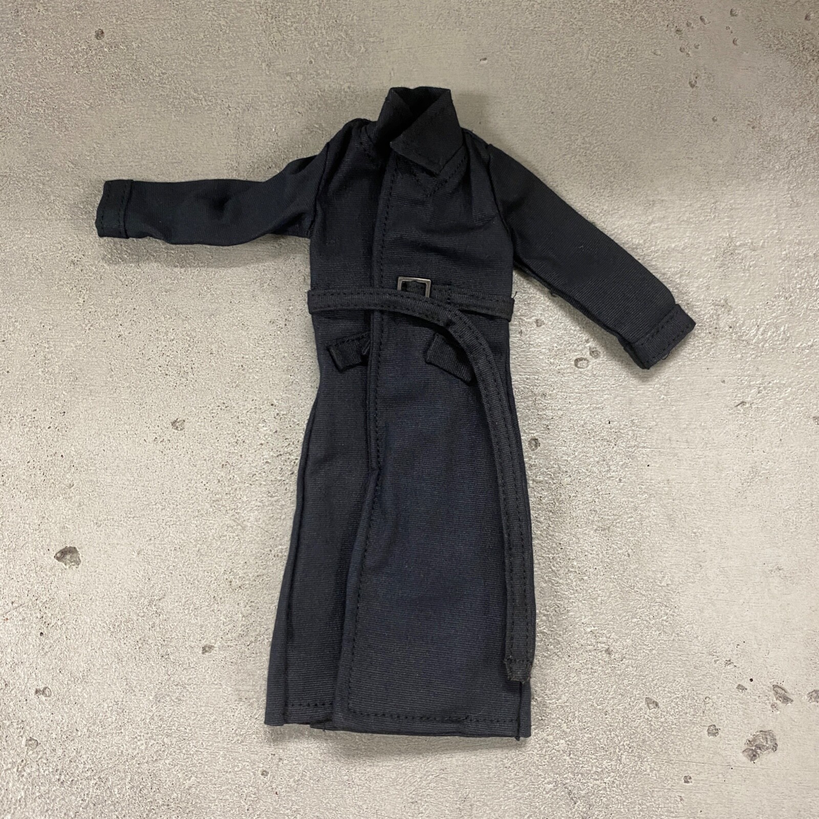 PB-MF-LTC2-BLK: Custom Black Fabric Long Coat for 7″ McFarlane WWE Action Figure
