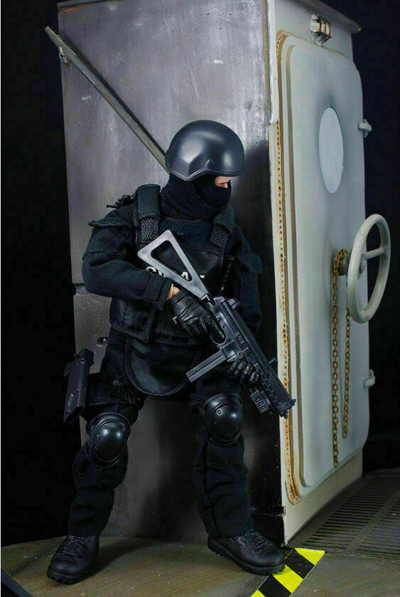 1/6 Figure Model Soldier SWAT Police Uniform Military Army Body with Weapon Suit