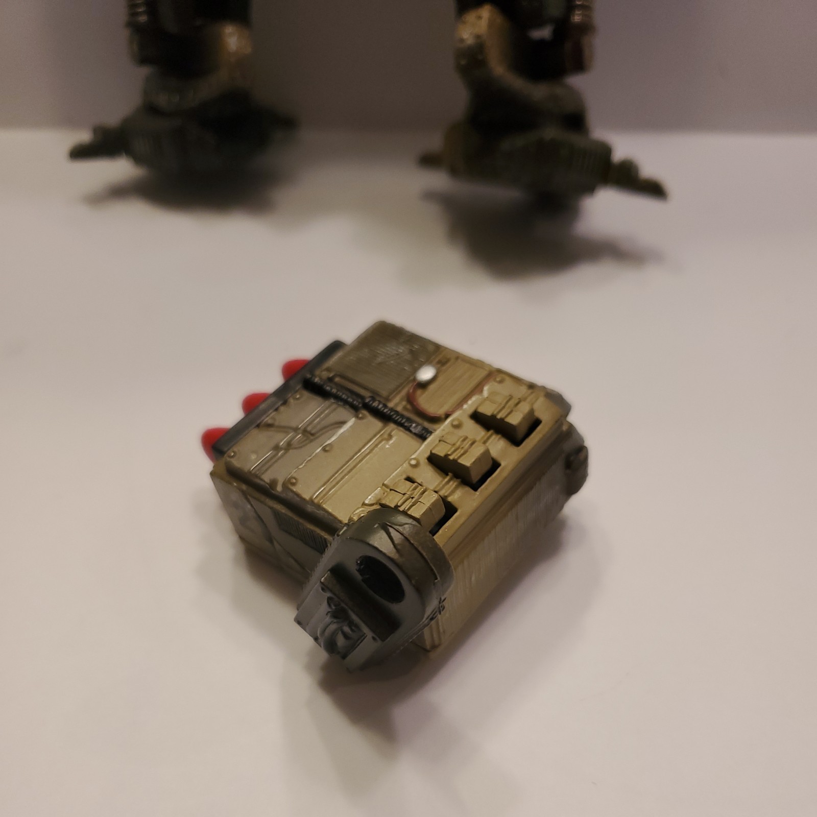 ReSaurus – Quake 2 Series 1: Alien Strogg Tank 1998