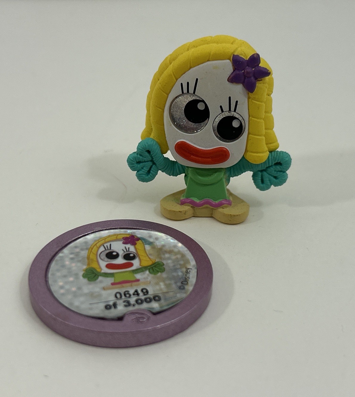 Disney Doorables Series 9 Limited Edition Karen Beverly with Coin of 3000