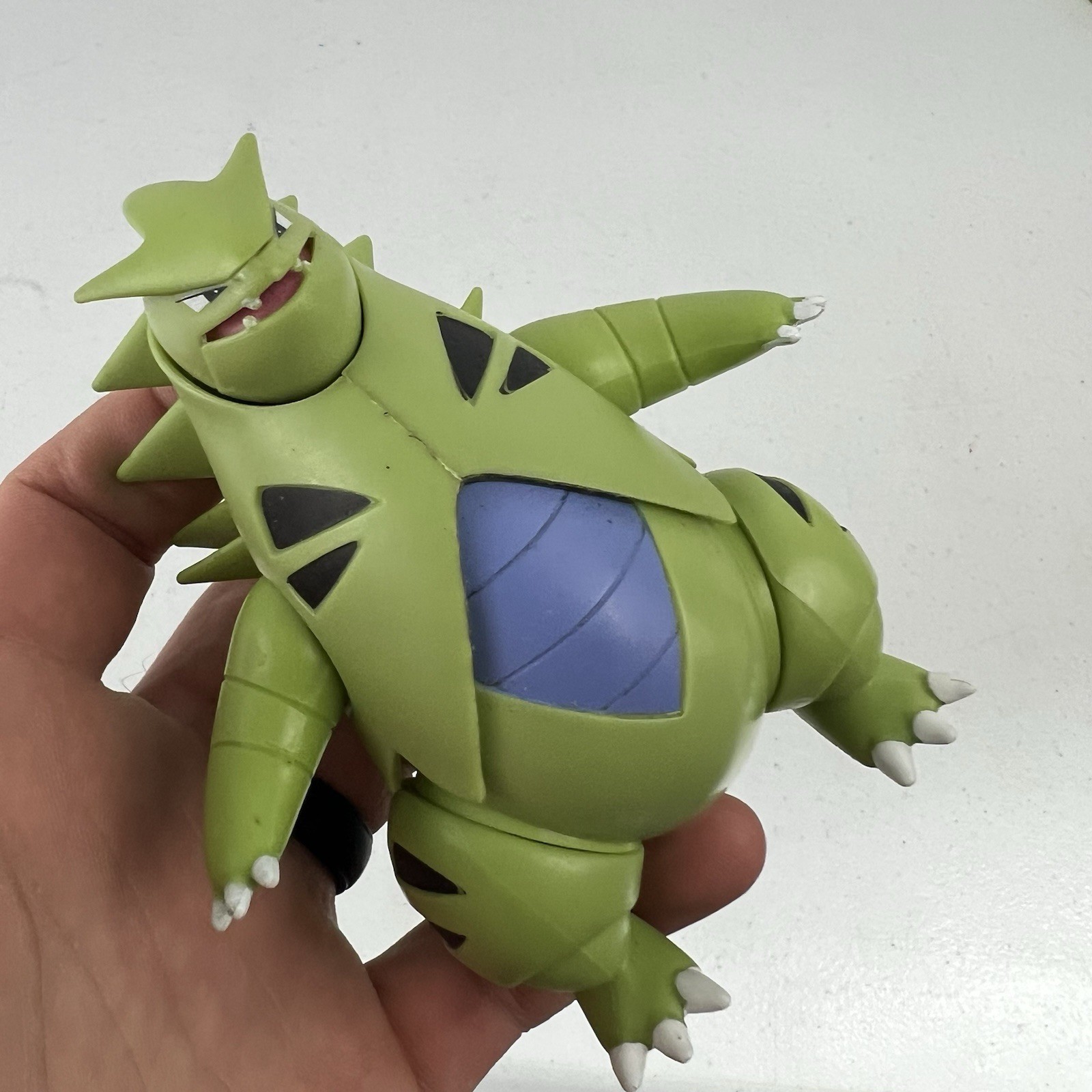 Pokemon Select Tyranitar Trainer Team 4.75″ Tall Figure