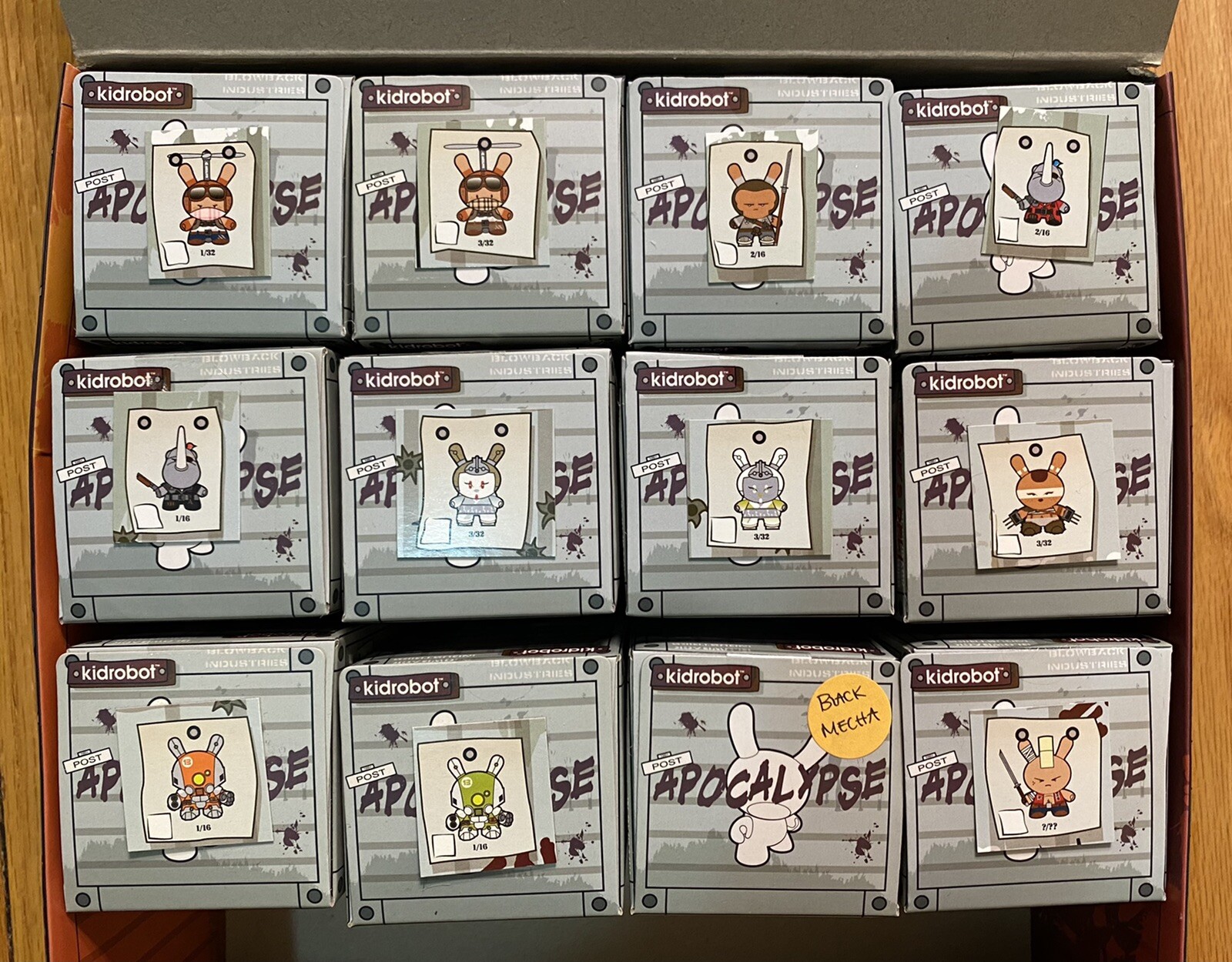 KidRobot HUCK GEE Post Apocalypse Dunny Full Set of 12 No Chase + FREE SHIPPING!