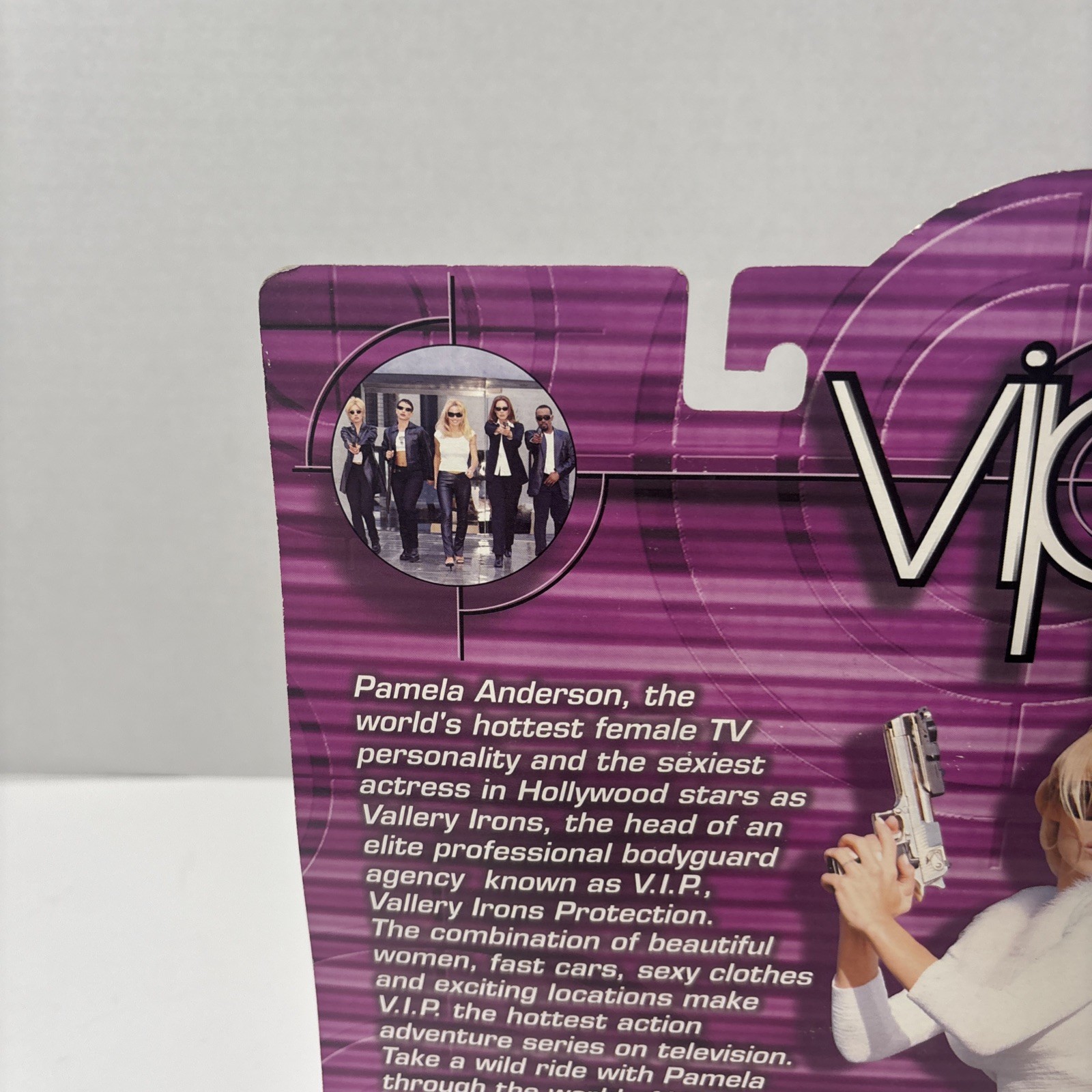 2000 PLAY ALONG–VIP TV SHOW–PAMELA ANDERSON AS VALLERY IRONS FIGURE (NEW)