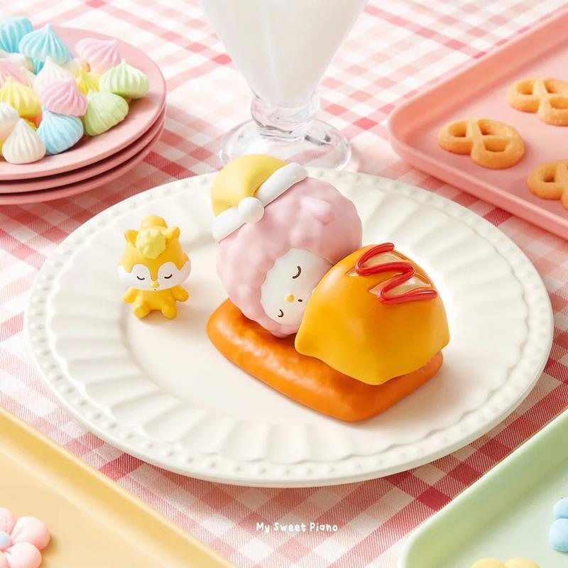 Miniso Sanrio Happy Baking Series Blind Box Confirmed Figures Gift Toy