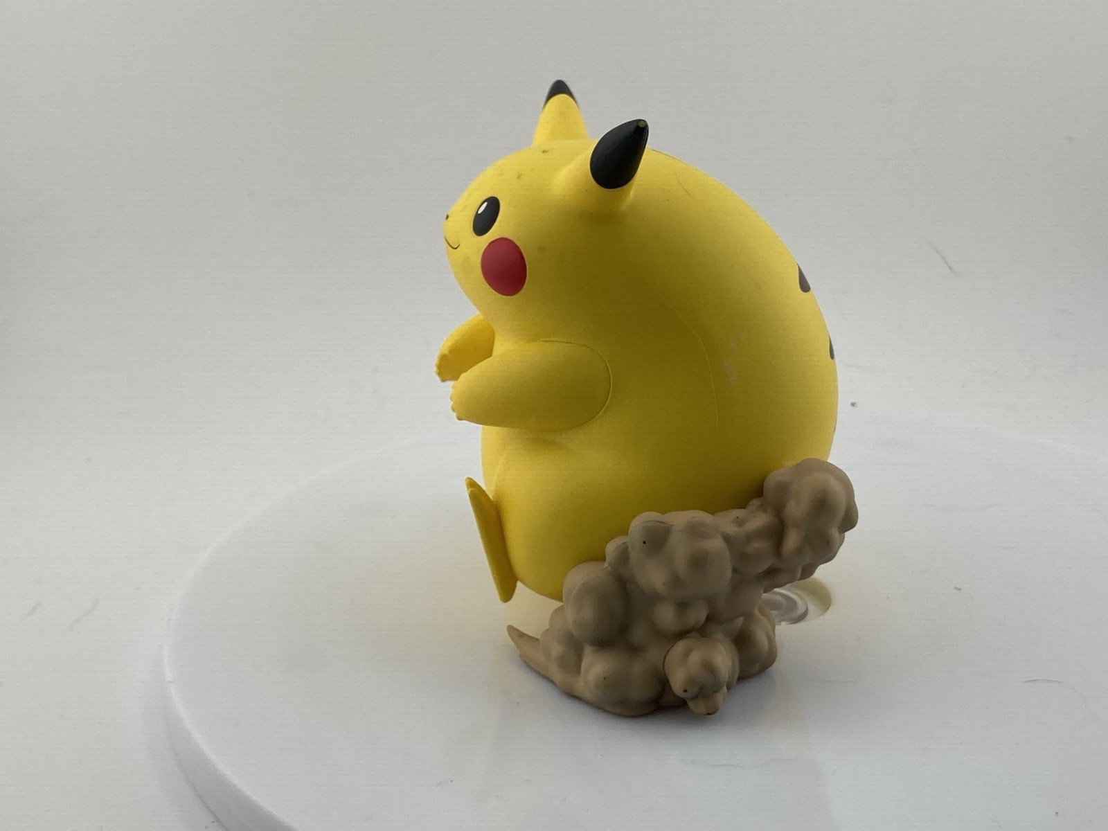 Pokemon Pikachu Gigantamax VMAX 25th Limited Edition Figure 2021 Broken Tail