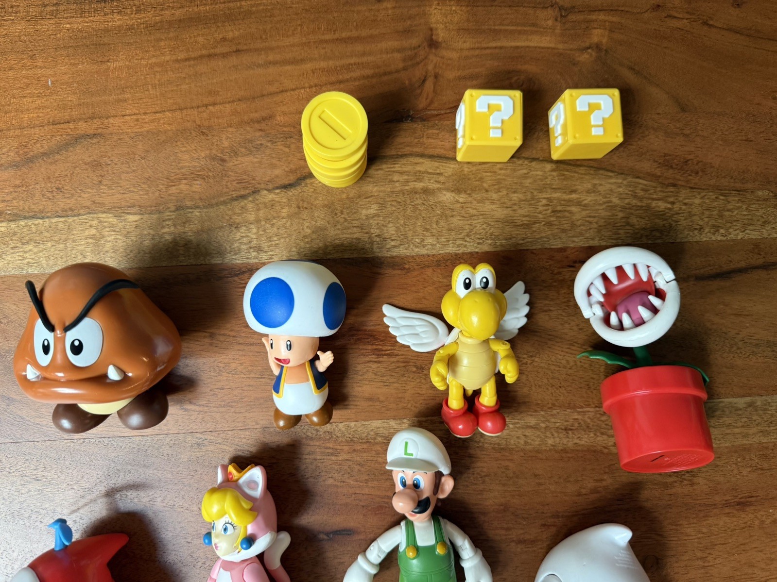 Jakks Pacific Super Mario 4 Inch Lot of 20 Action Figures Yoshi Boo Koopalings