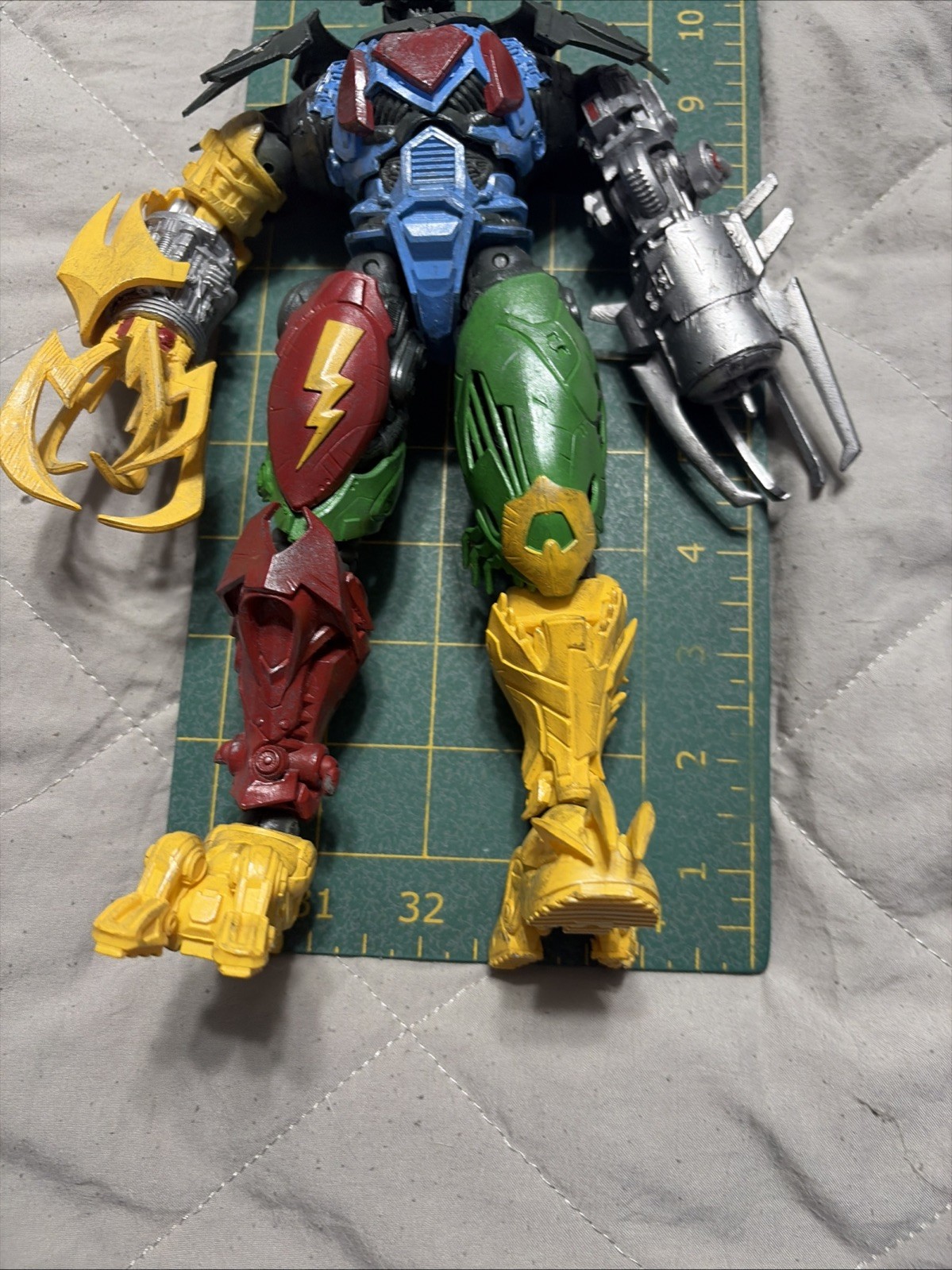 McFarlane DC Multiverse Mega Fulcum Abominus Dark Knights 9” Figure