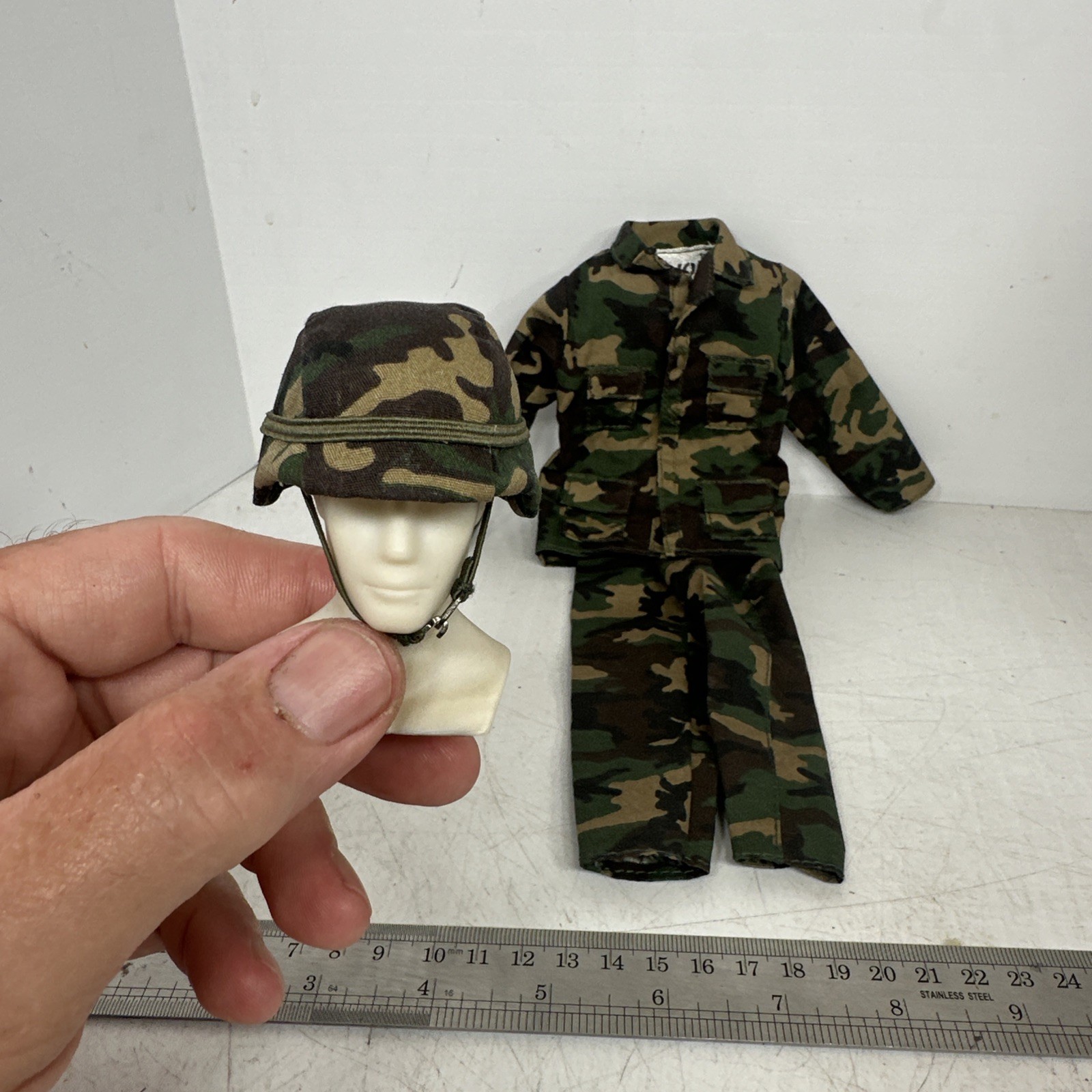 1/6 HASBRO GI JOE US ARMY 10TH MTN DIV WOODLAND CAMOUFLAGE UNIFORM & HELMET SET