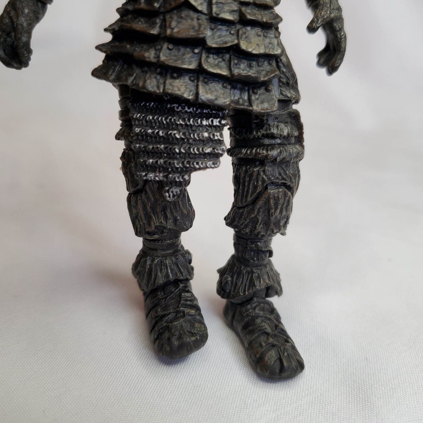 The Lord Of The Rings: The Return Of The King – FRODO w/Goblin Disguise Figure!