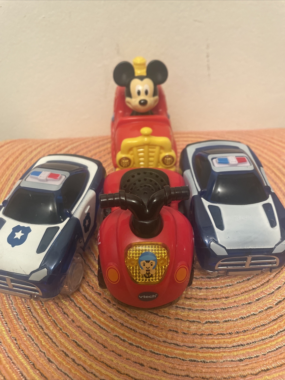 Set Of 4 Little Cars Friction And One Sings Lights Light Up. 4 Works Perfect