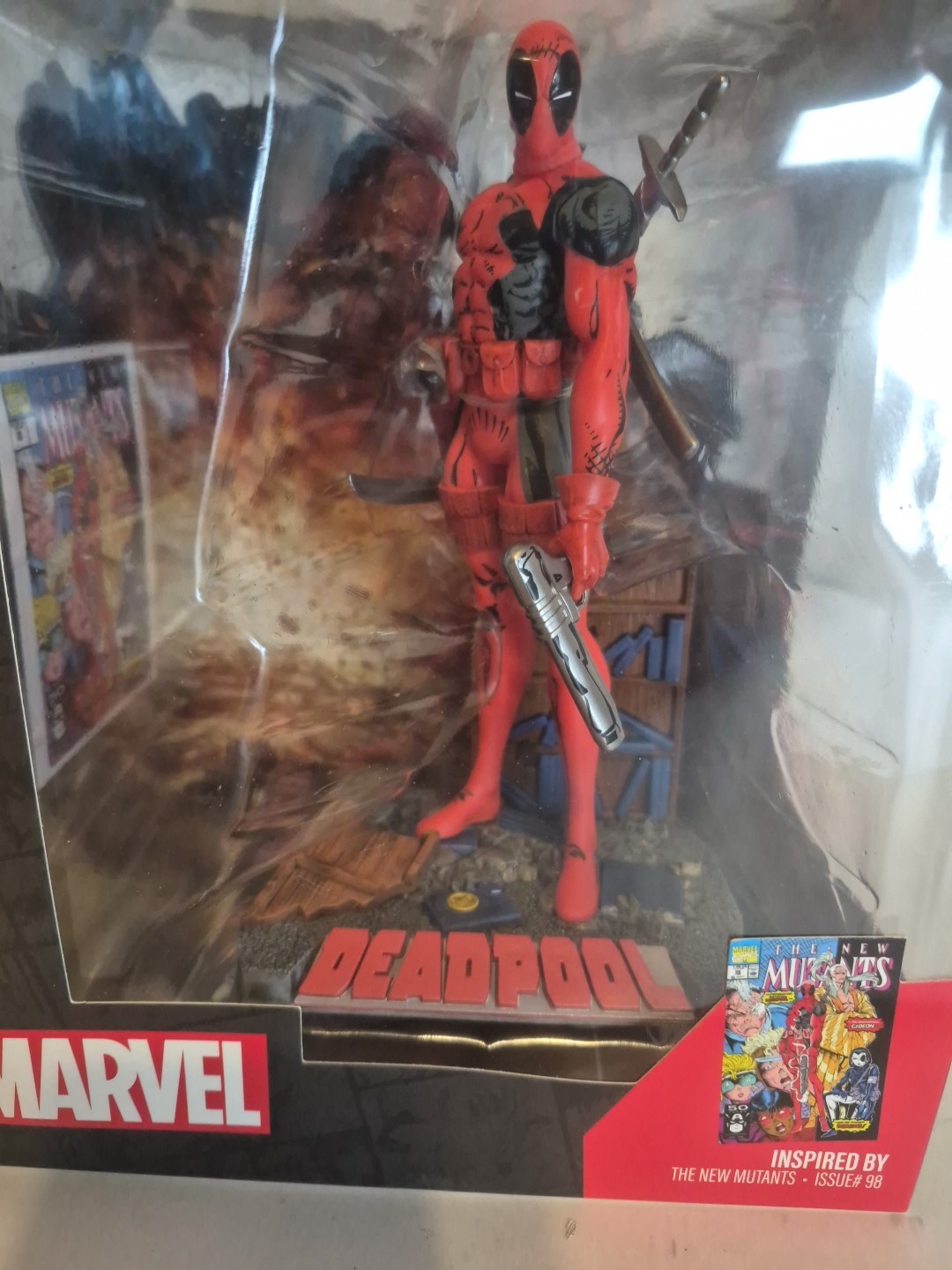 Marvel X-Men Deadpool The New Mutant #98 1:10 Scale Posed Figure McFarlane Toys