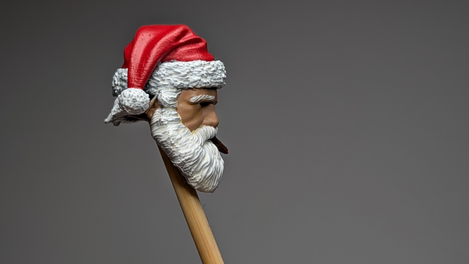Custom Painted SMOKING SANTA HEAD 1:12 6″ Classified/ Legend Compatible