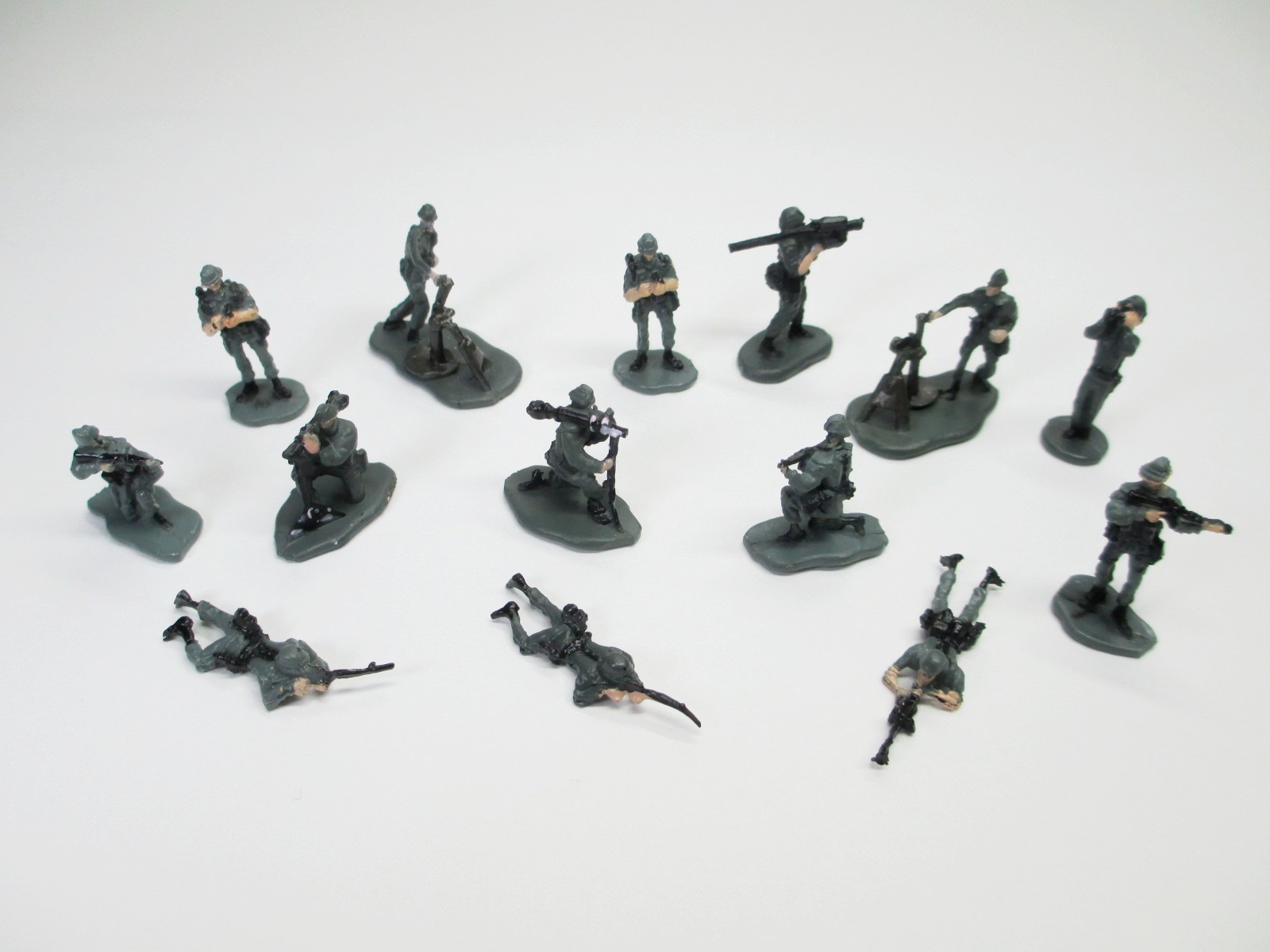 Micro Machines Military Troops Soldiers Figures Dark Gray Camo – Lot of 14