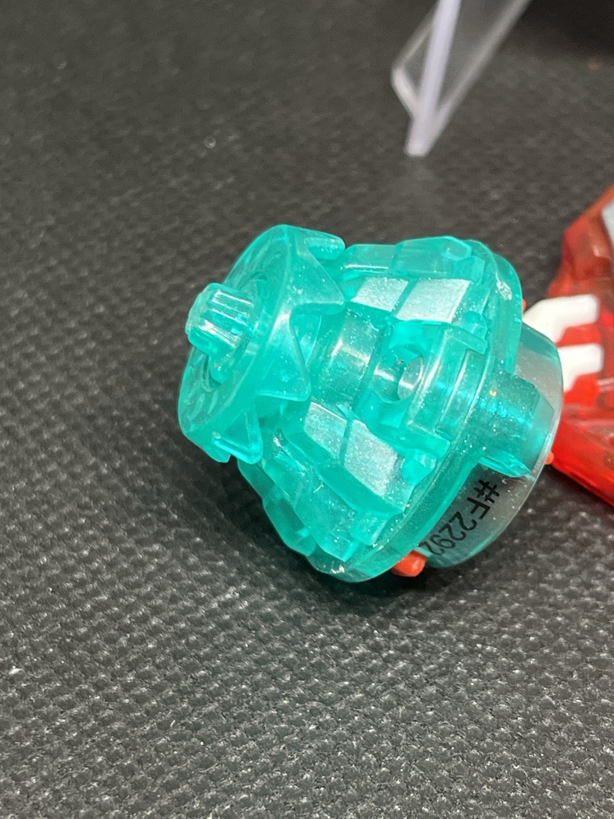 Hasbro Beyblade Burst Pro Series Cho-Z Valtryek W Zenith Forge Disc