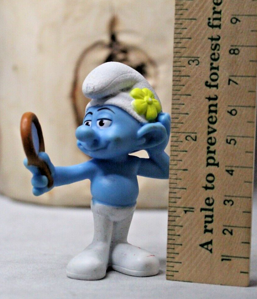 Smurf Vanity Collectible Figurine McDonalds Happy Meal Toy 2011 PVC Plastic