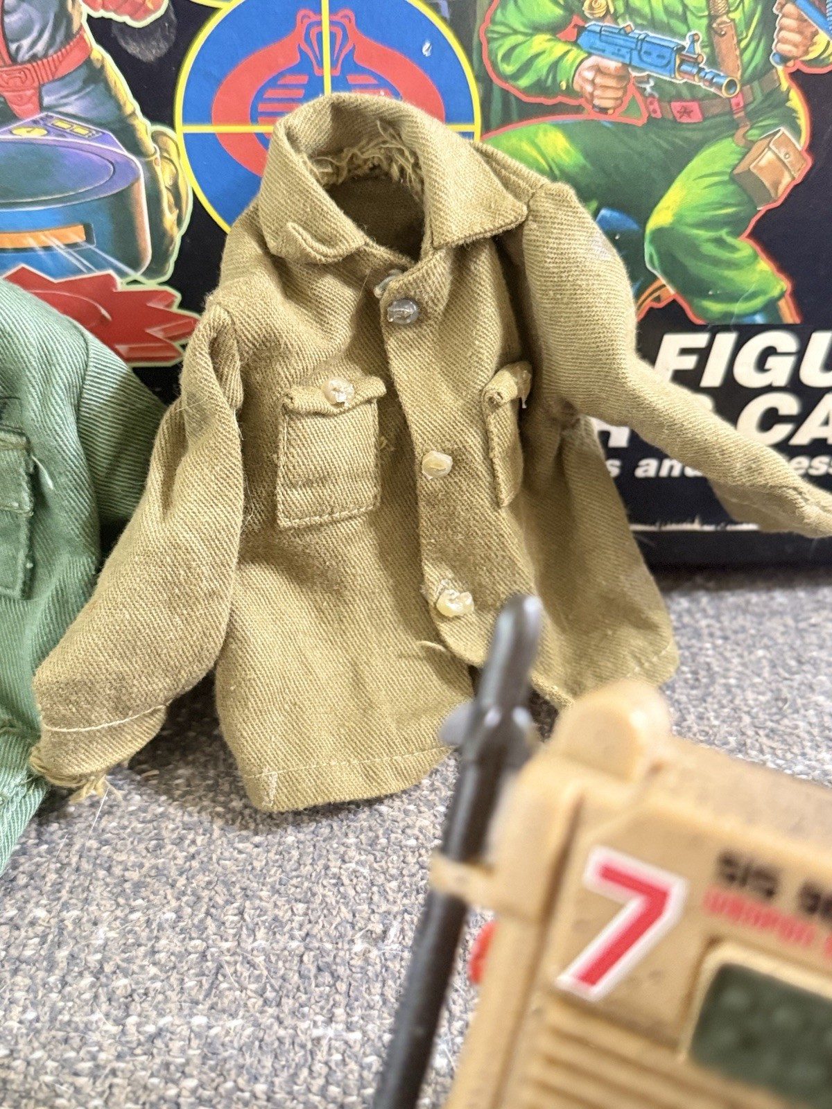 Vintage GI Joe ARAH 1991 Collector’s Case With 30+ Pieces Clothes/Accessories