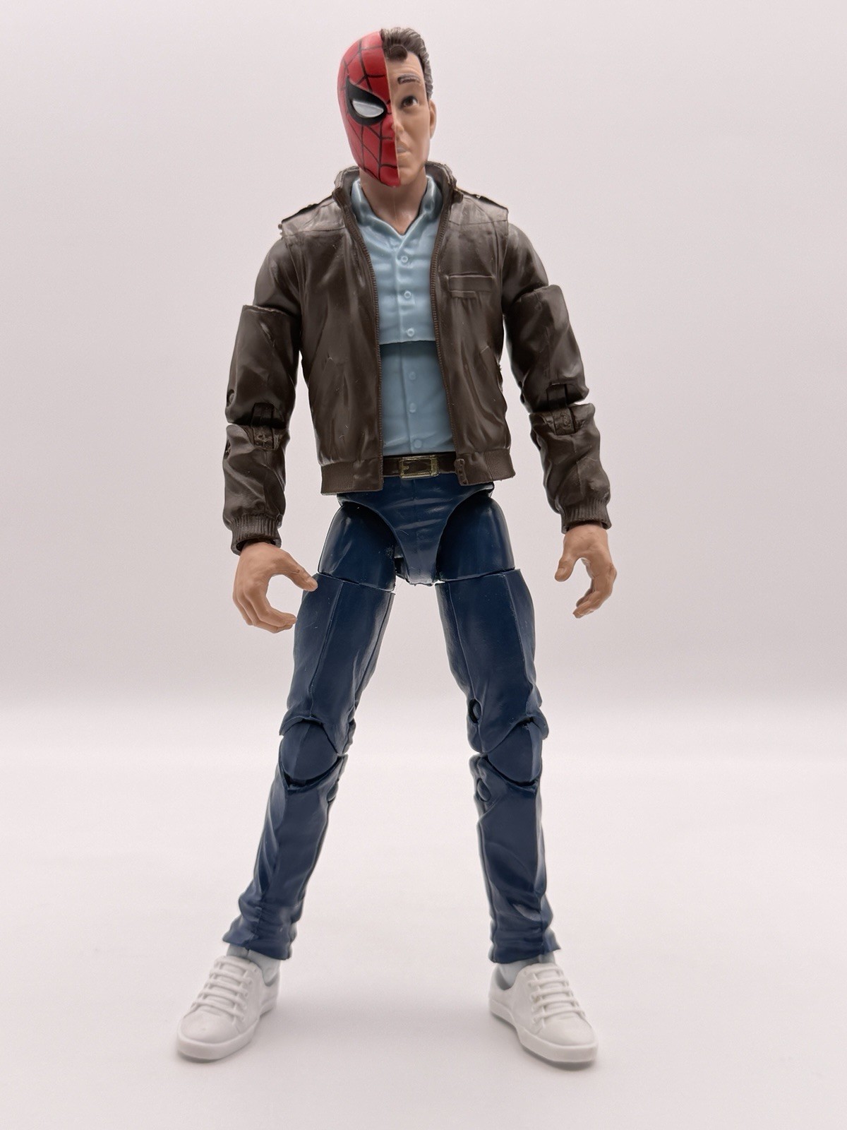 Marvel Legends PETER PARKER Retro Collection 6″ Action Figure