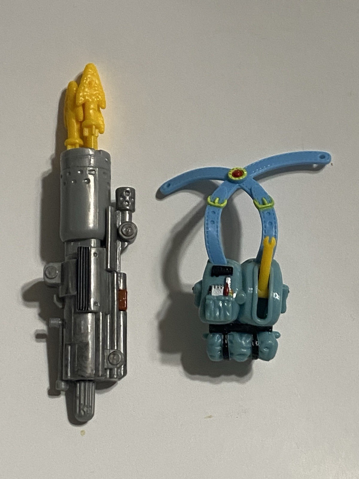 1998 Toy Biz Marvel X-Men The New Mutants Wolfsbane Accessory Lot NO FIGURE