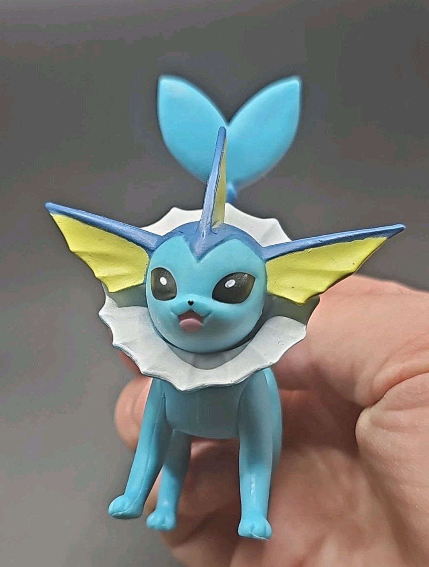 VAPOREON Pokémon 2019 Figure – 3.5″ Articulated Toy – Fast Shipping