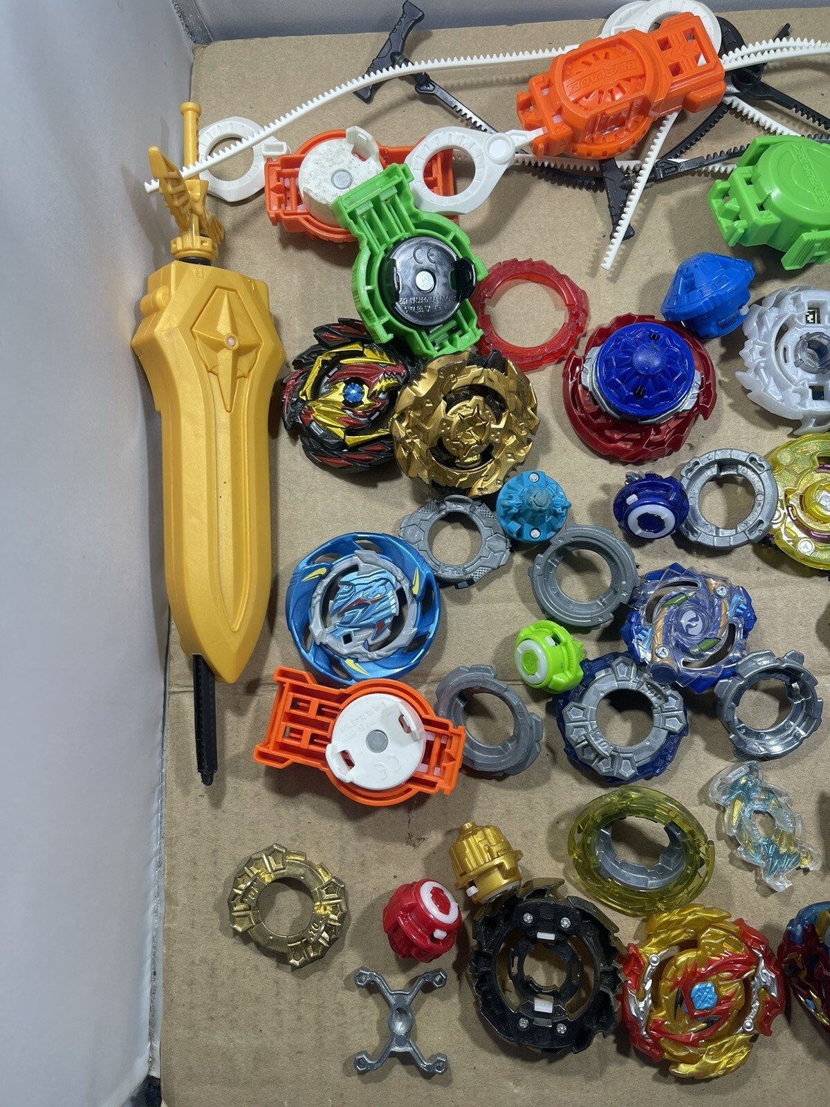 Tomy BeyBlade Bay Blade Parts Lot & Arenas