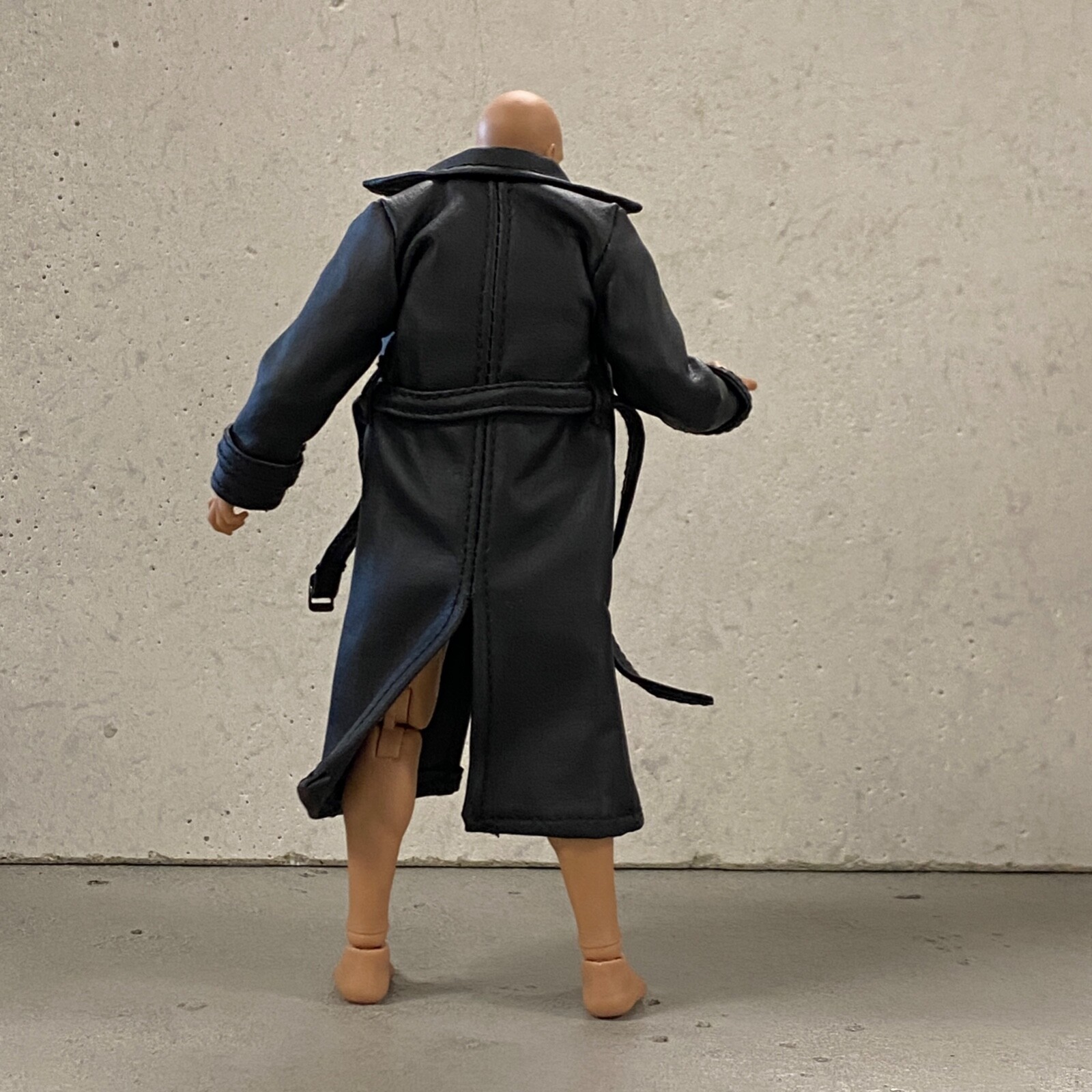 PB-LTC-BLK: 1/12 Black Wired Faux Leather Trench Coat for 6″ action figures