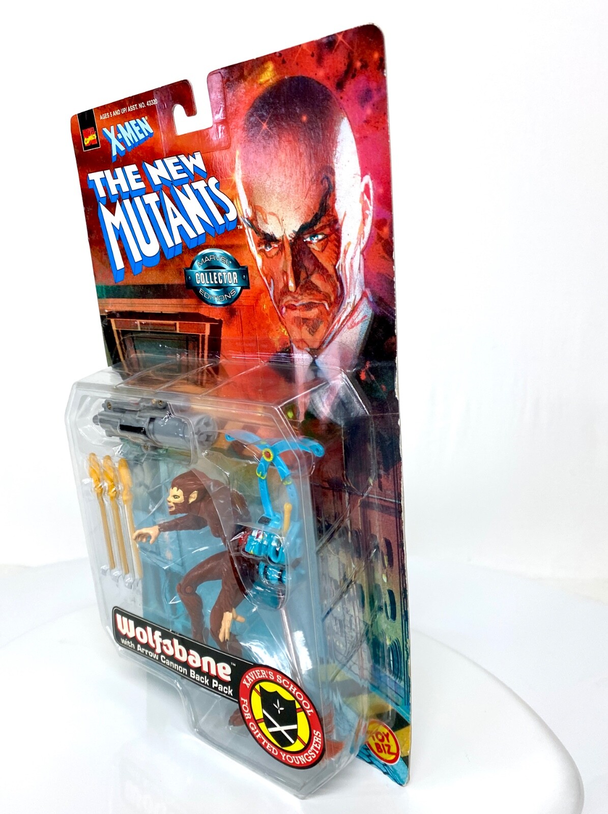 X-Men The New Mutants WOLFSBANE with Arrow Cannon Back Pack Toybiz 1998