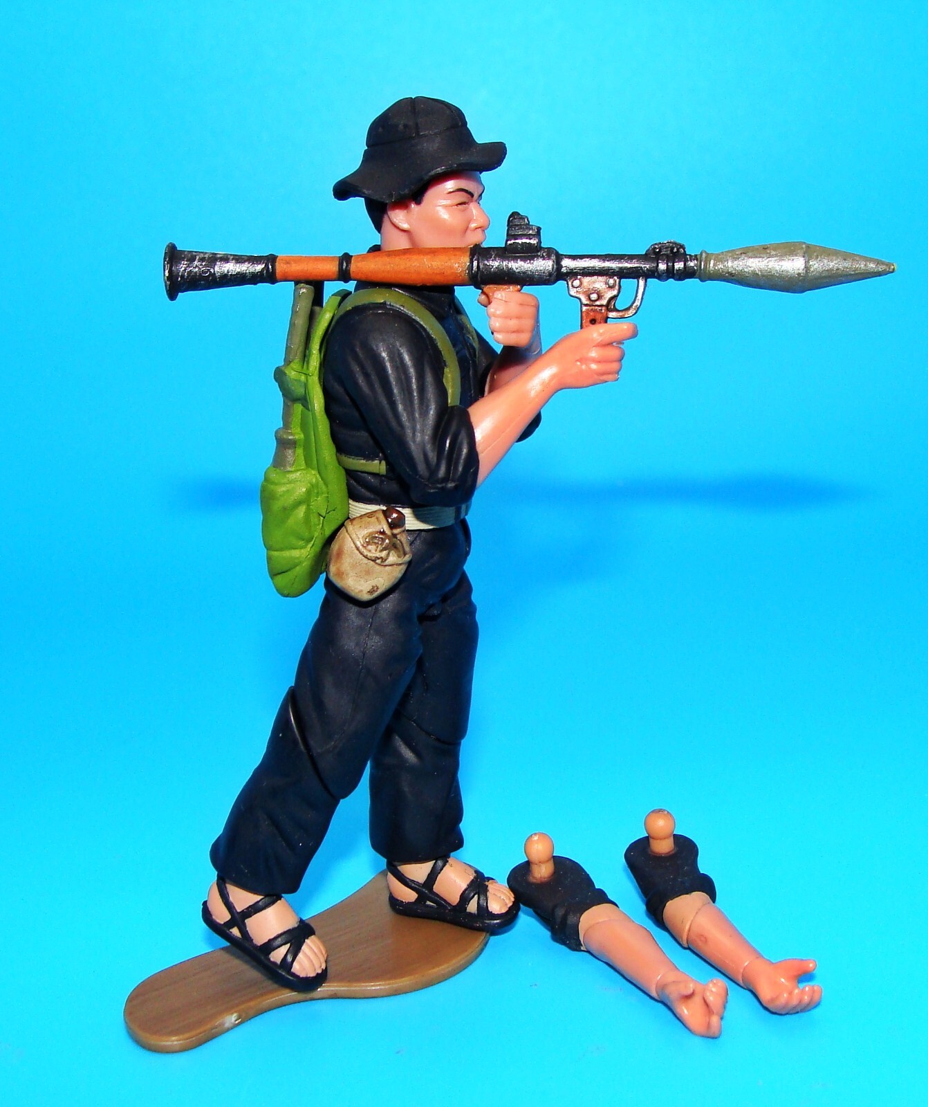 1:18 Ultimate Soldier Vietnam War Viet Cong Jungle Guerrilla Fighter Figure