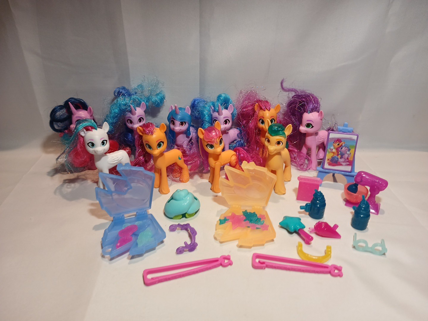 My Little Pony Large Lot-G3/G4/G5/TY plush/Accessories/Pvc/YEARS 2002-2021/odds